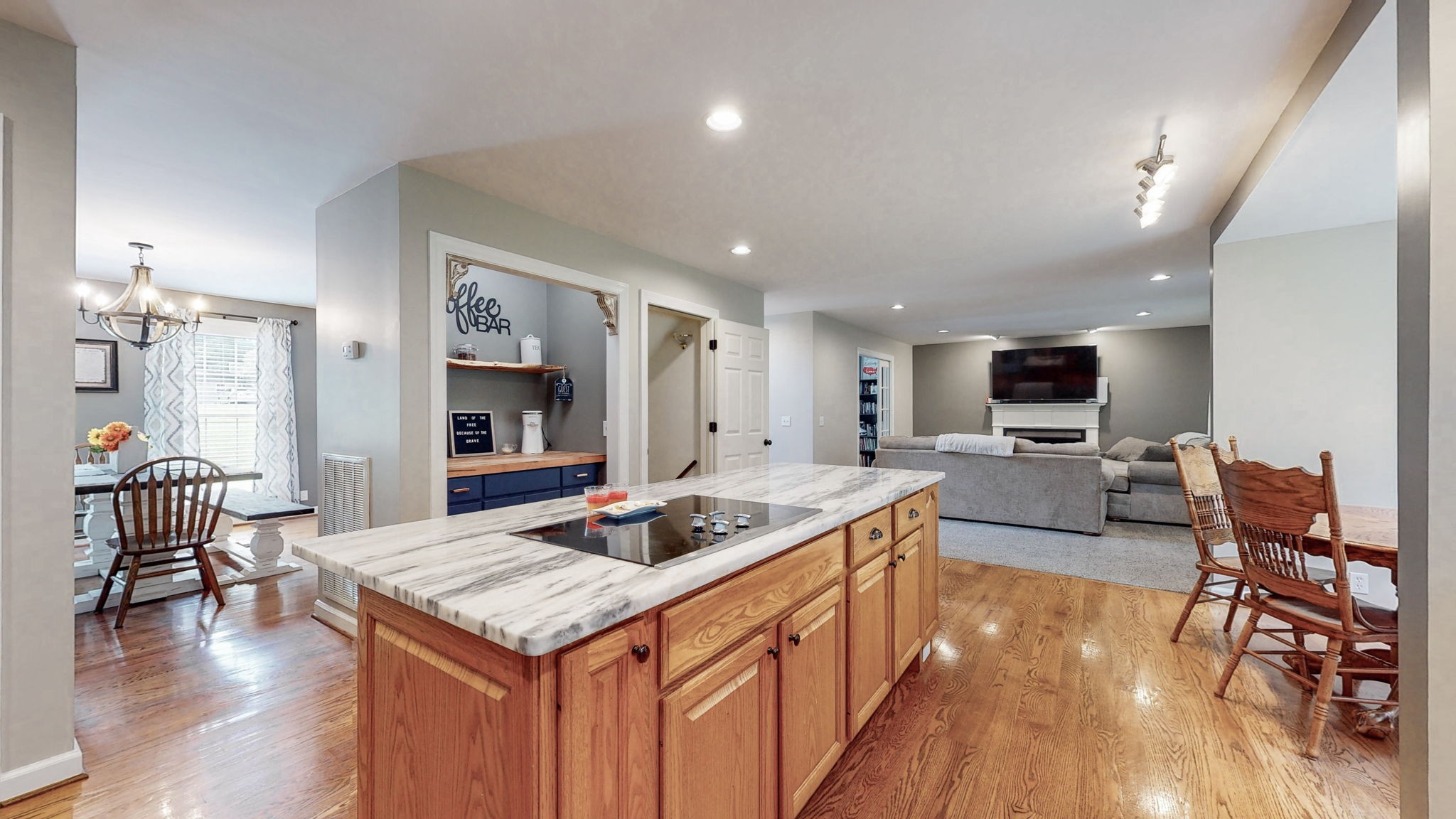 205 Glenwood Dr