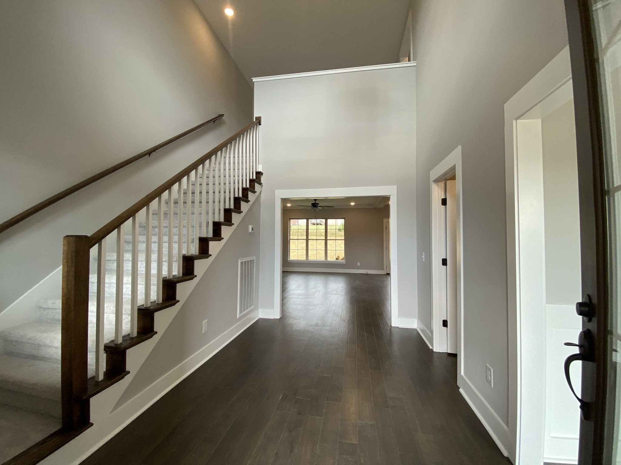213 Strongpoint Dr Lot 585