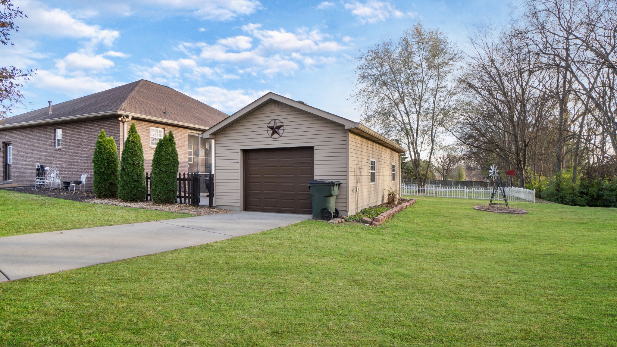 145 Putter Point Dr