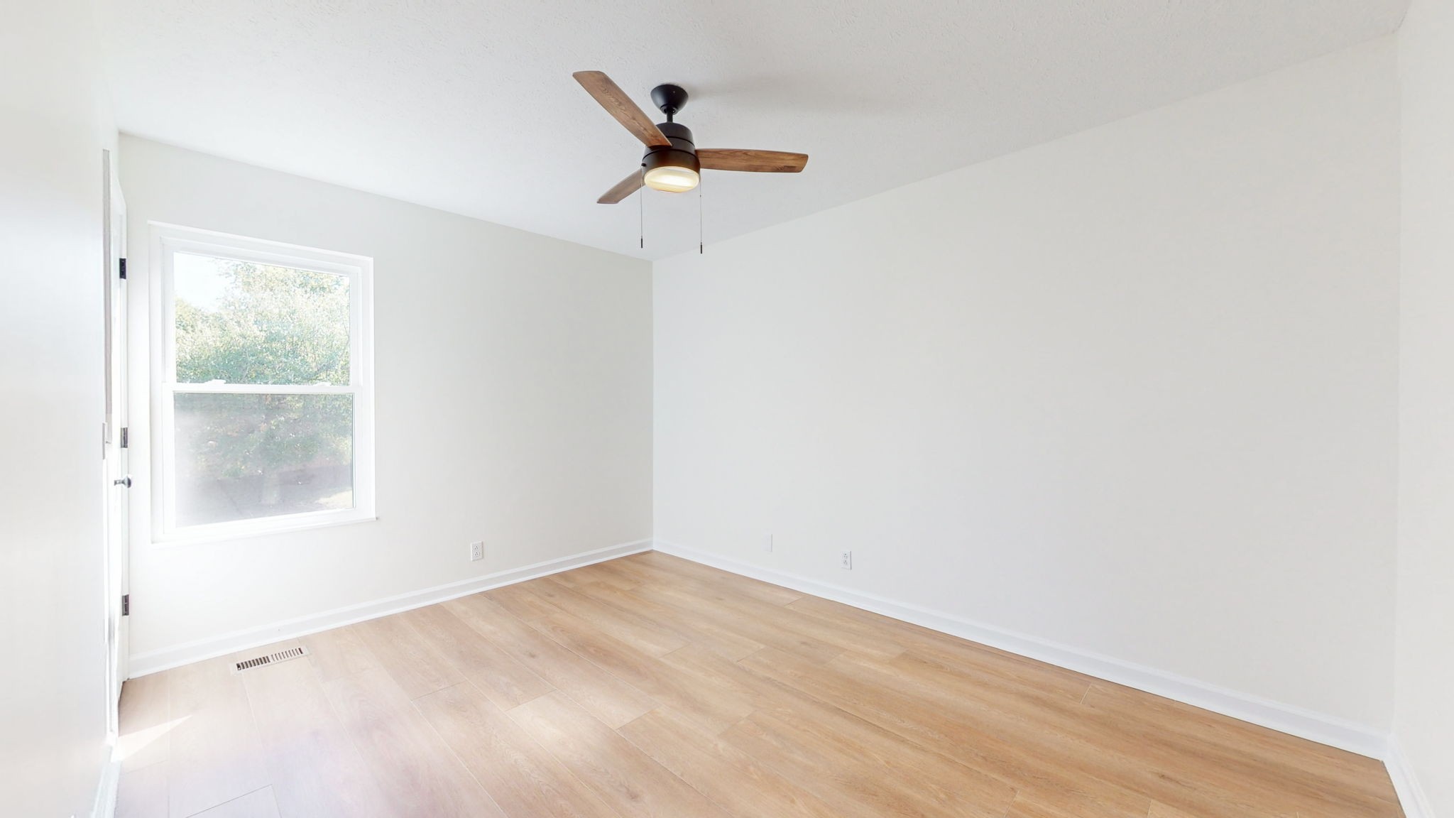108 E Harbor