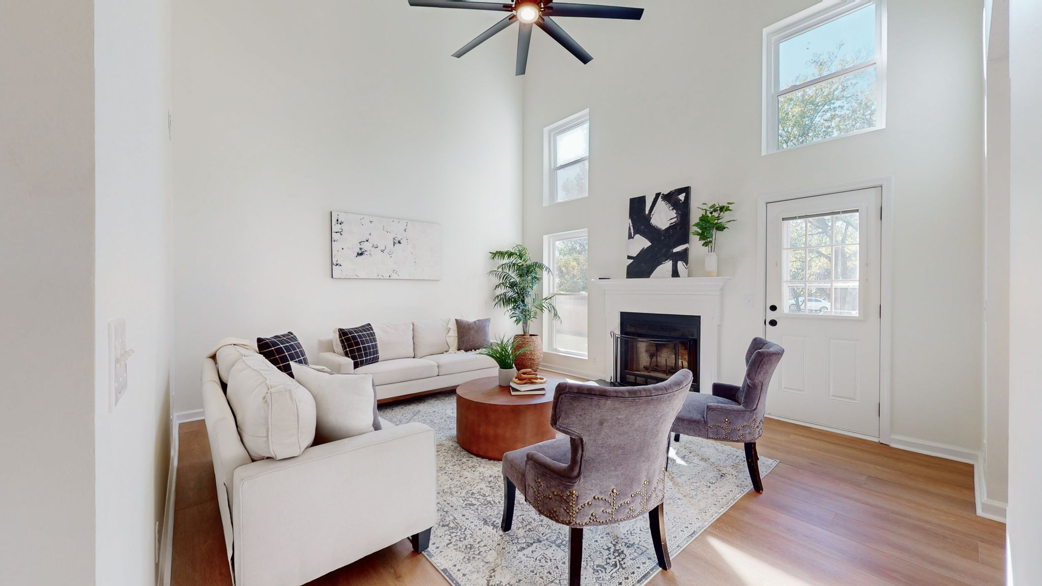 108 E Harbor