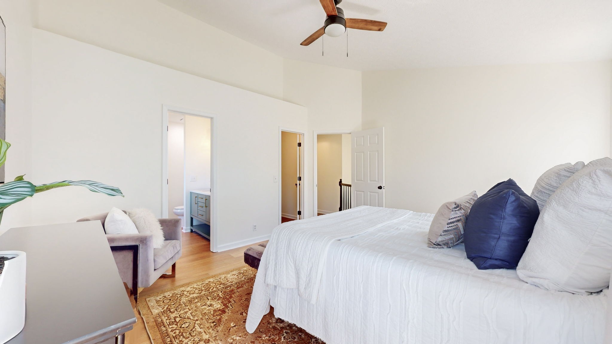 108 E Harbor