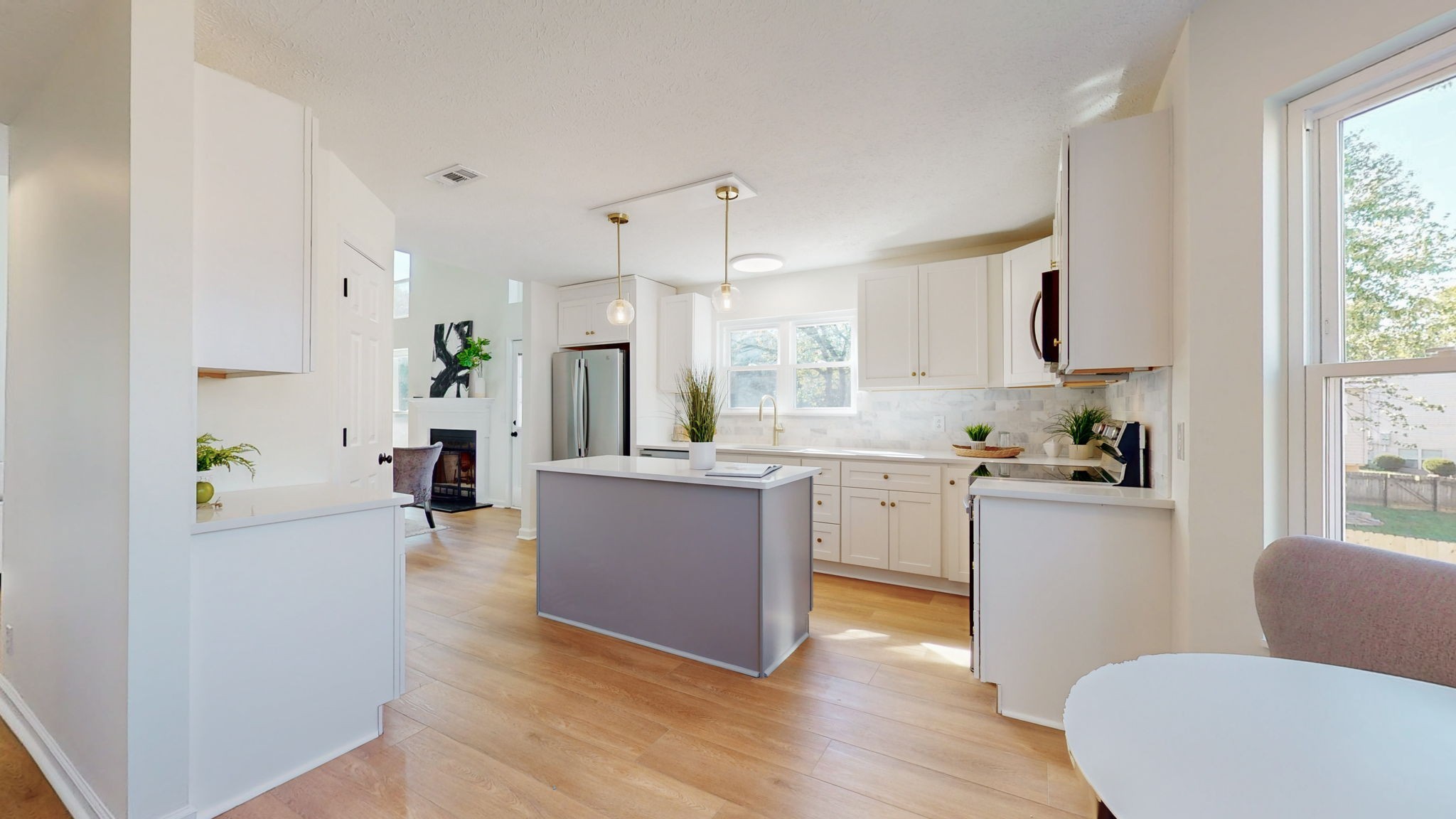 108 E Harbor