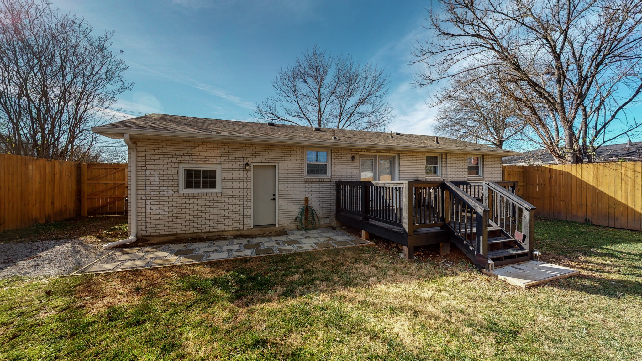 3814 Crouch Dr