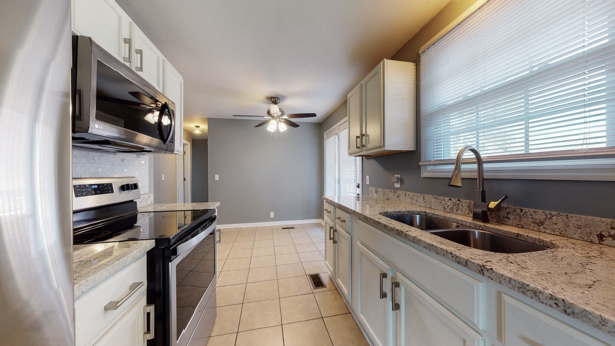 3814 Crouch Dr