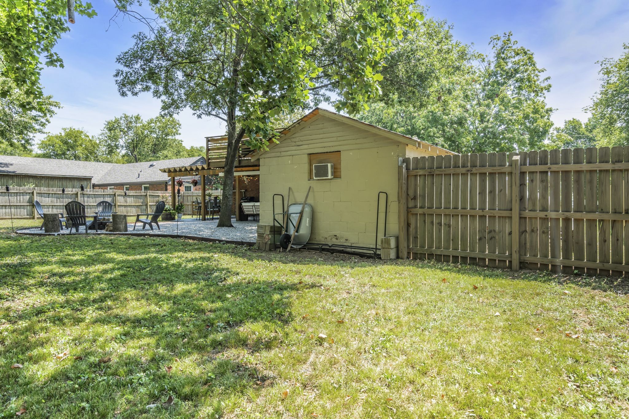 1518 Preston Dr