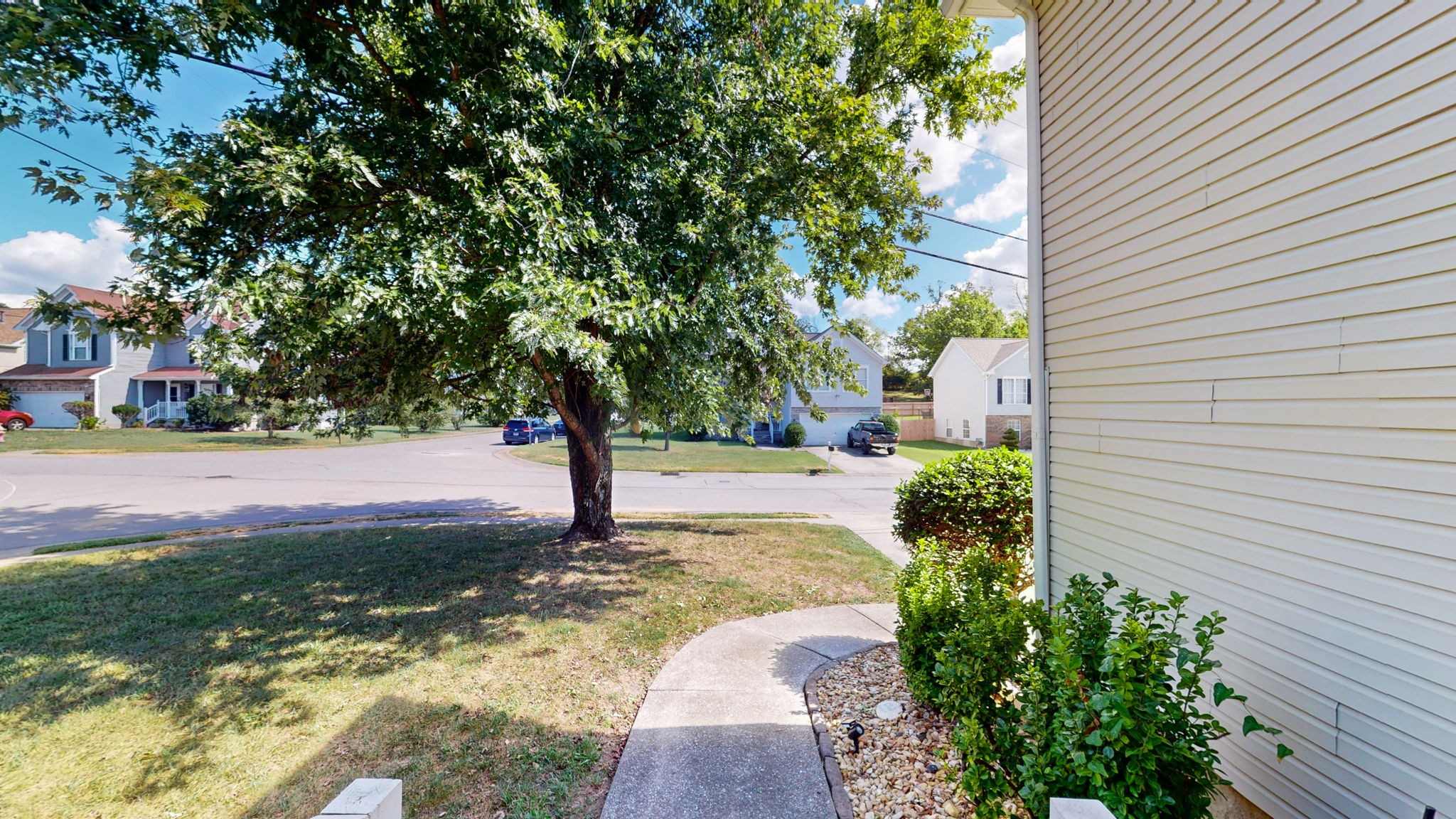 5613 Cedar Ash Xing