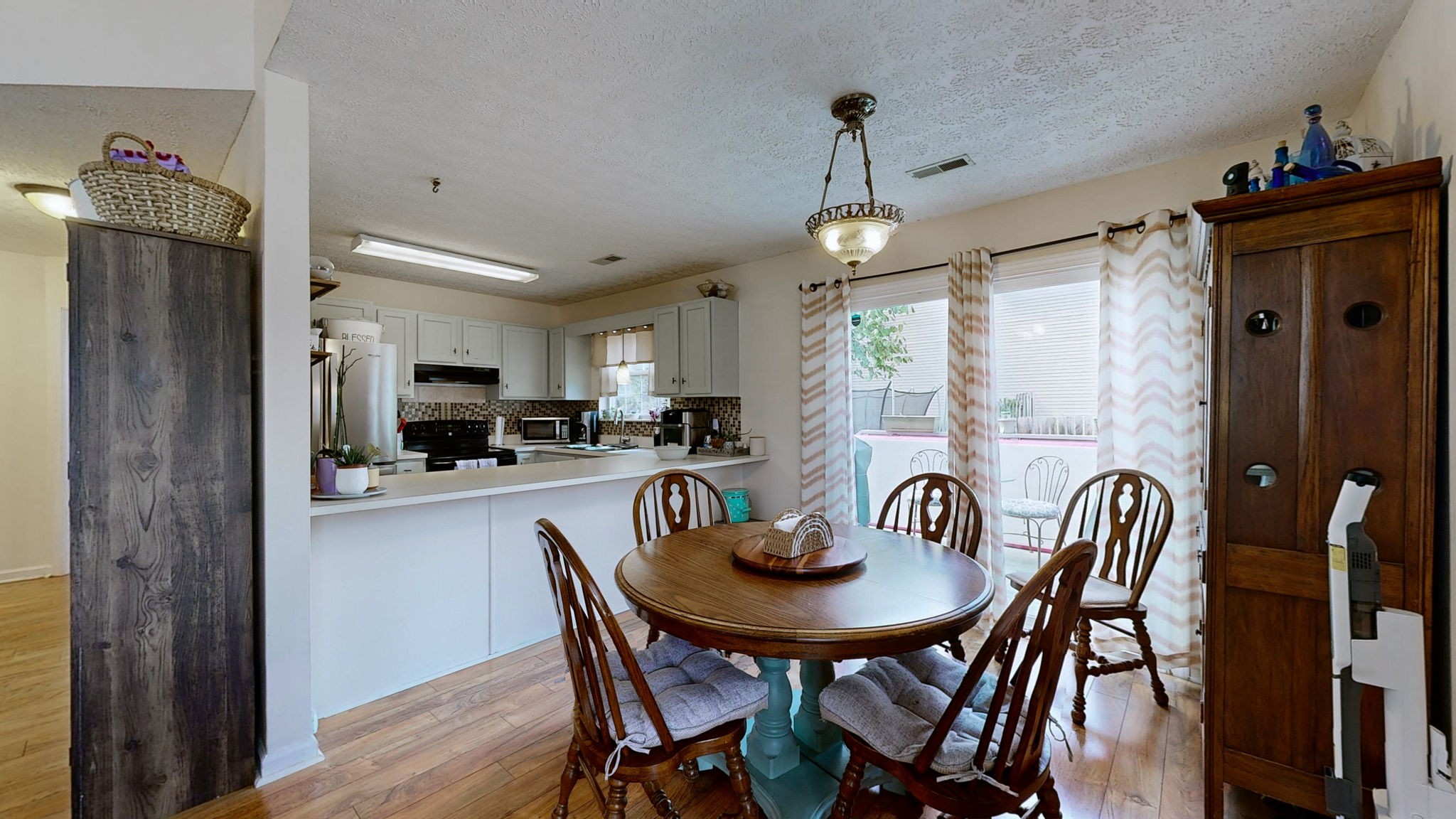5613 Cedar Ash Xing