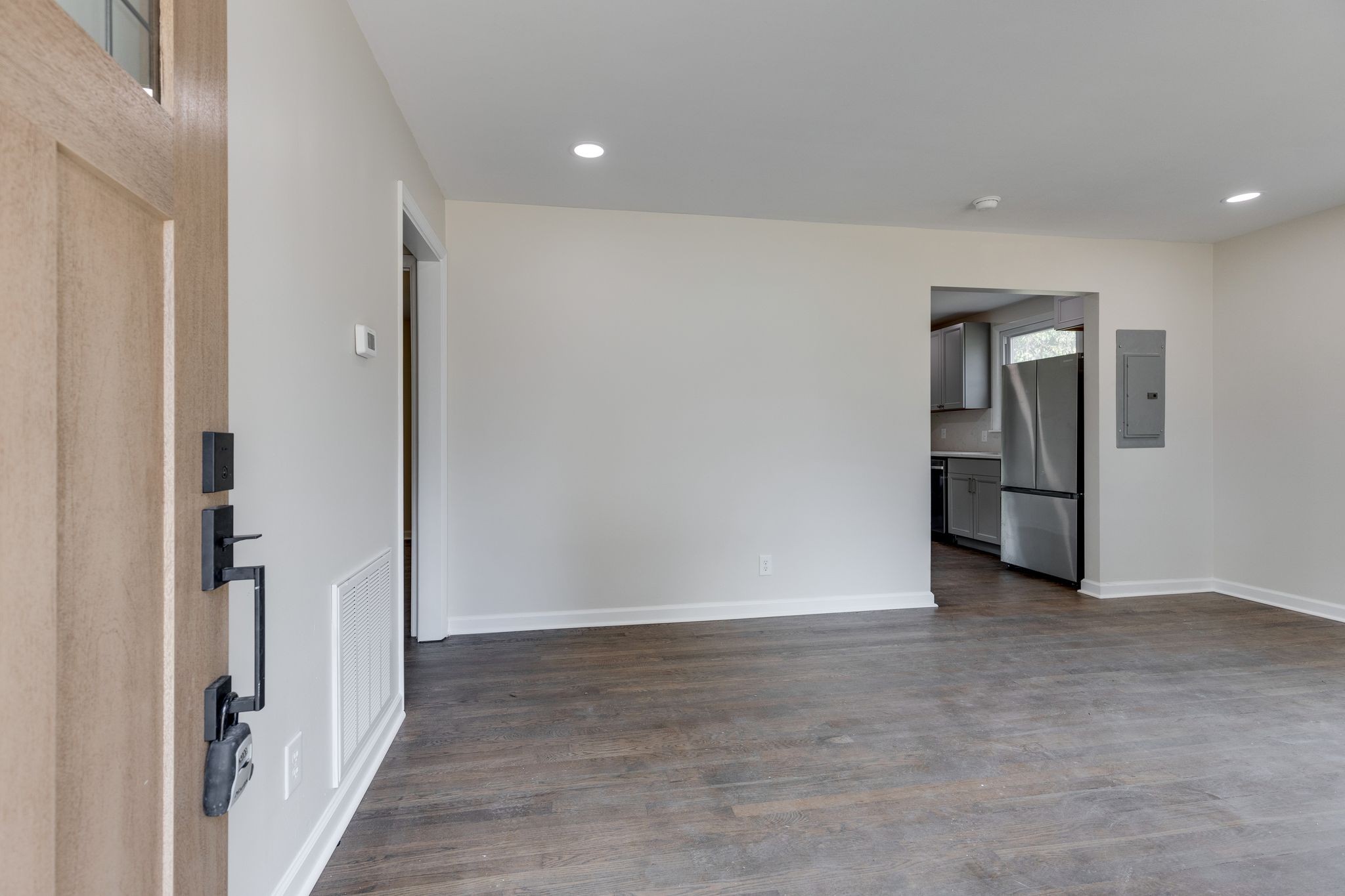 316 Fairlane Dr