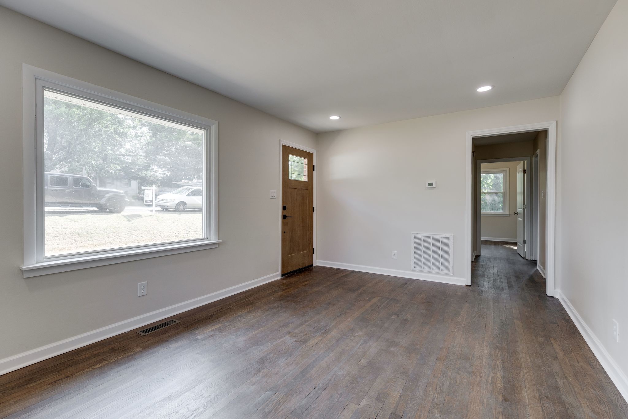 316 Fairlane Dr