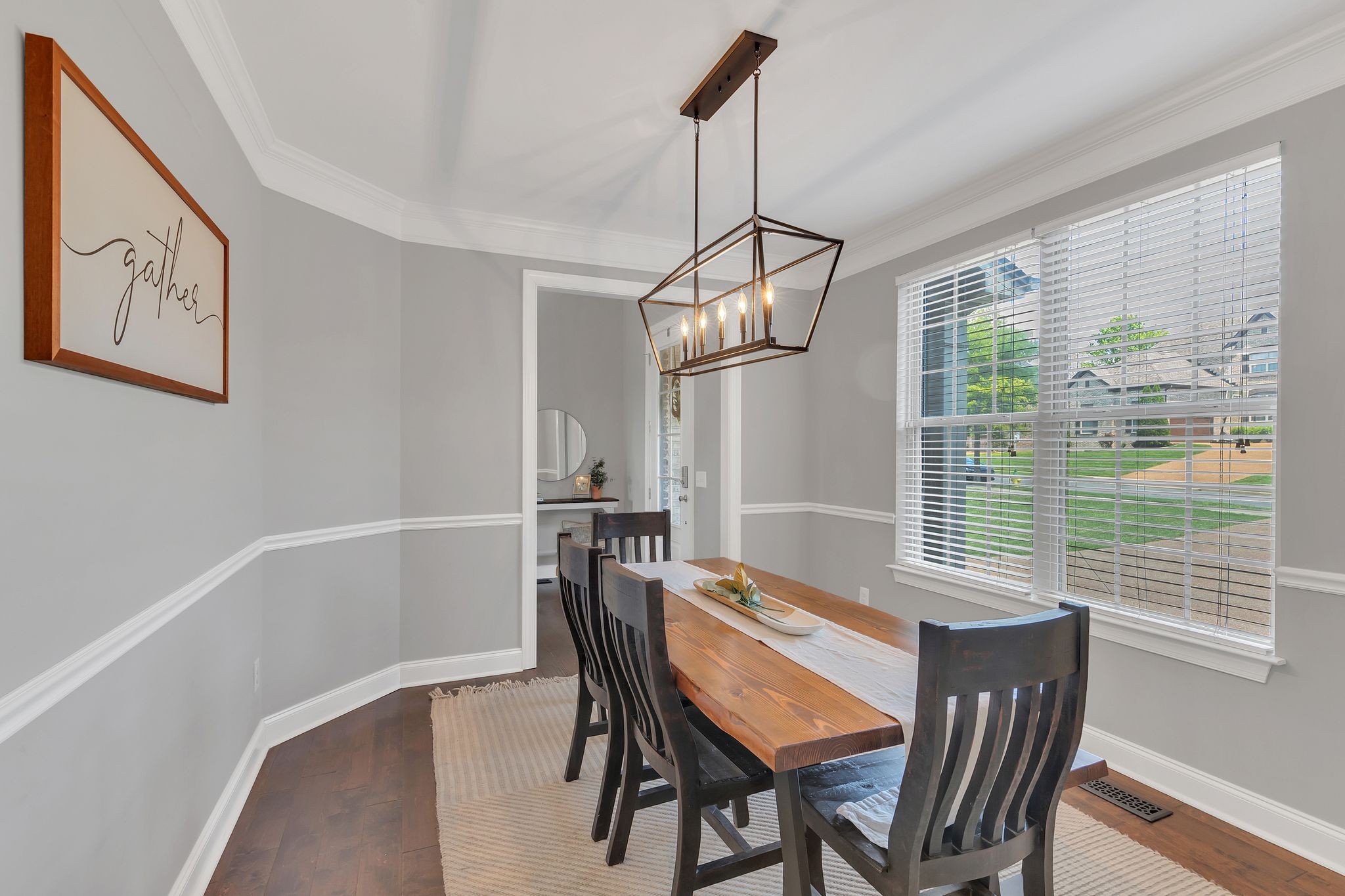 1086 Lillian Ln