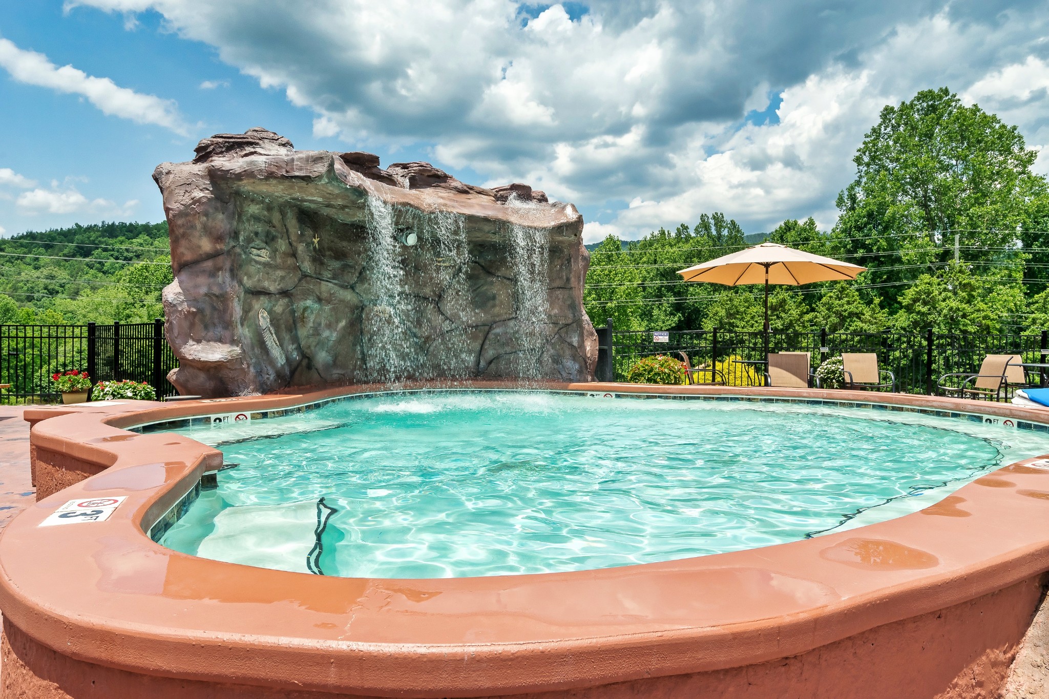 240 Forrest Loop Way
