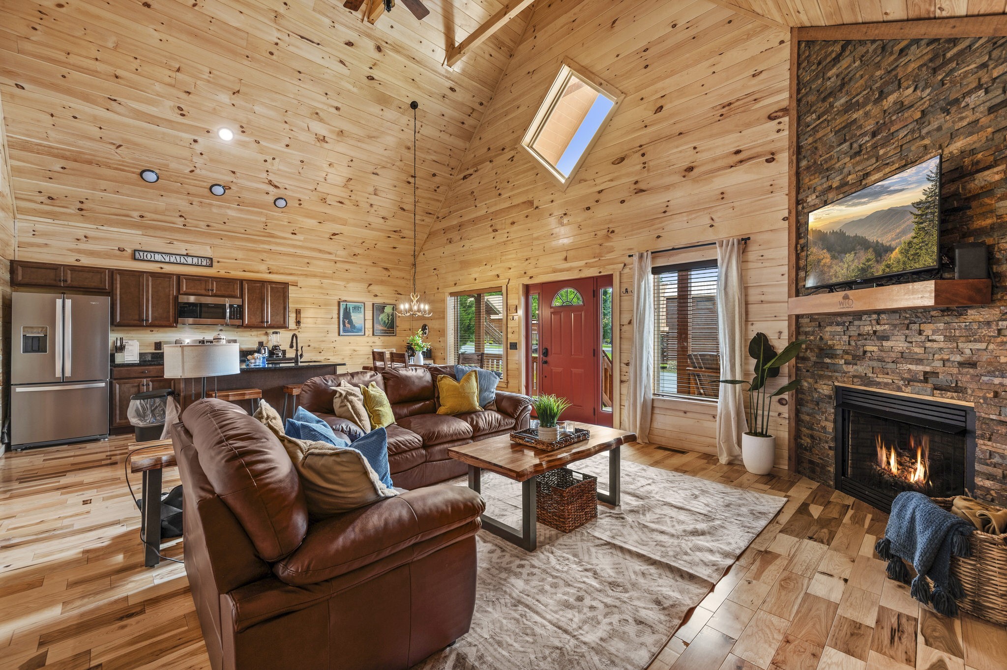 240 Forrest Loop Way