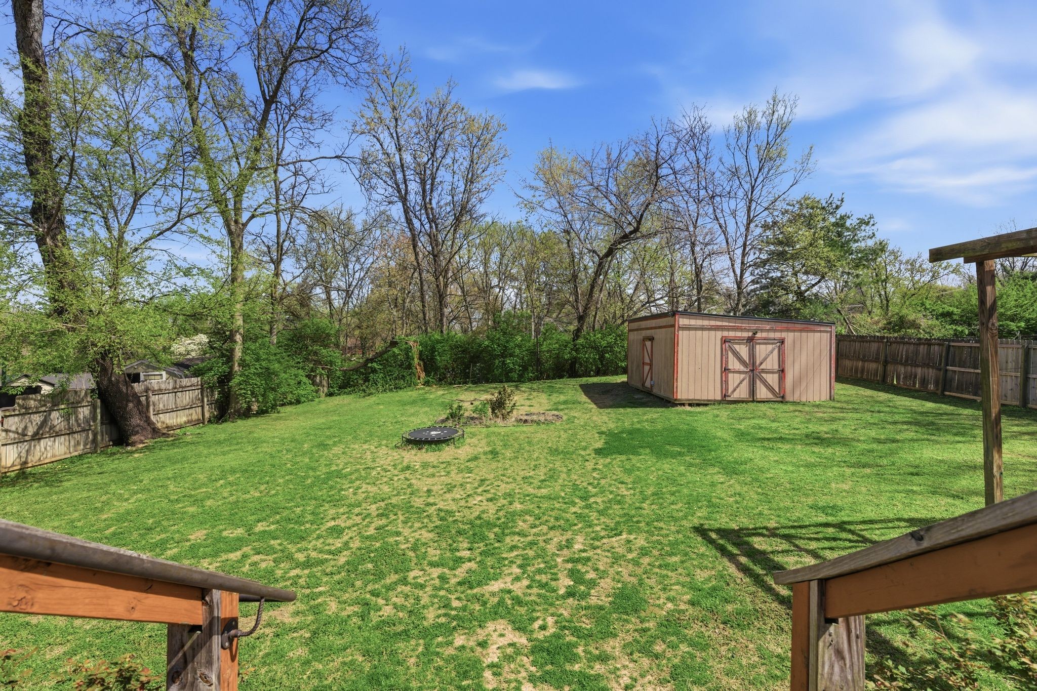 3938 E Ridge Dr