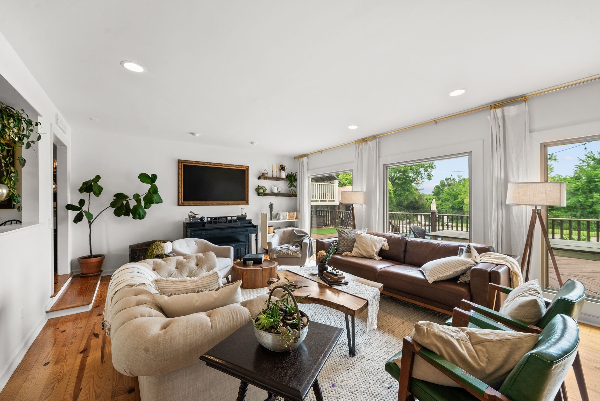 6476 Lickton Pike