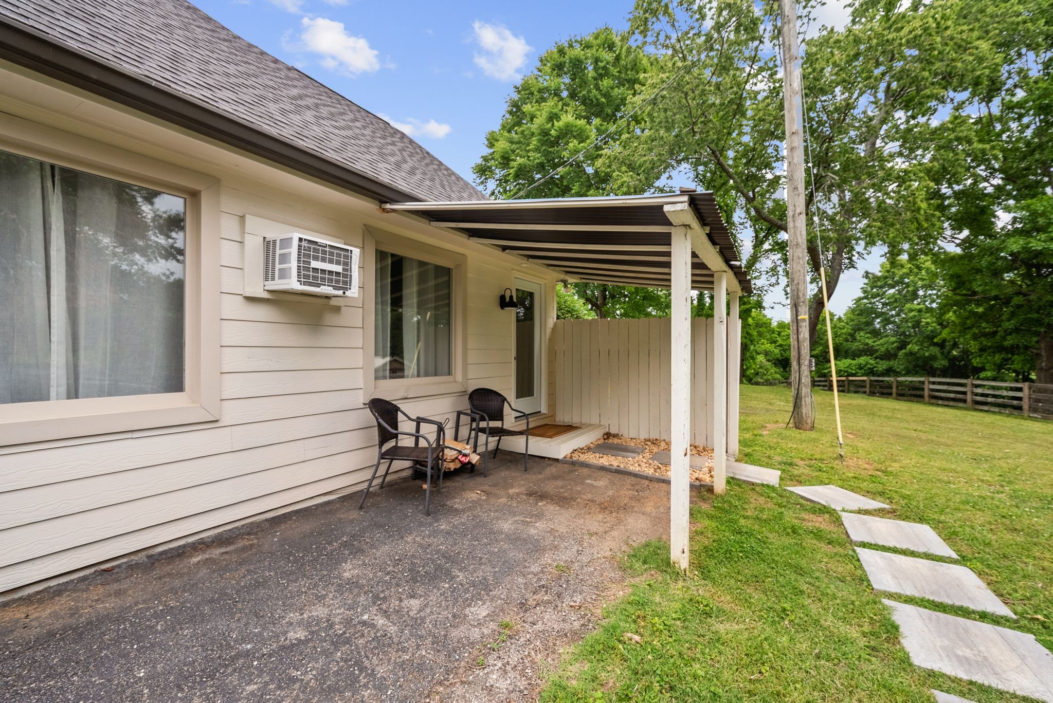 6476 Lickton Pike