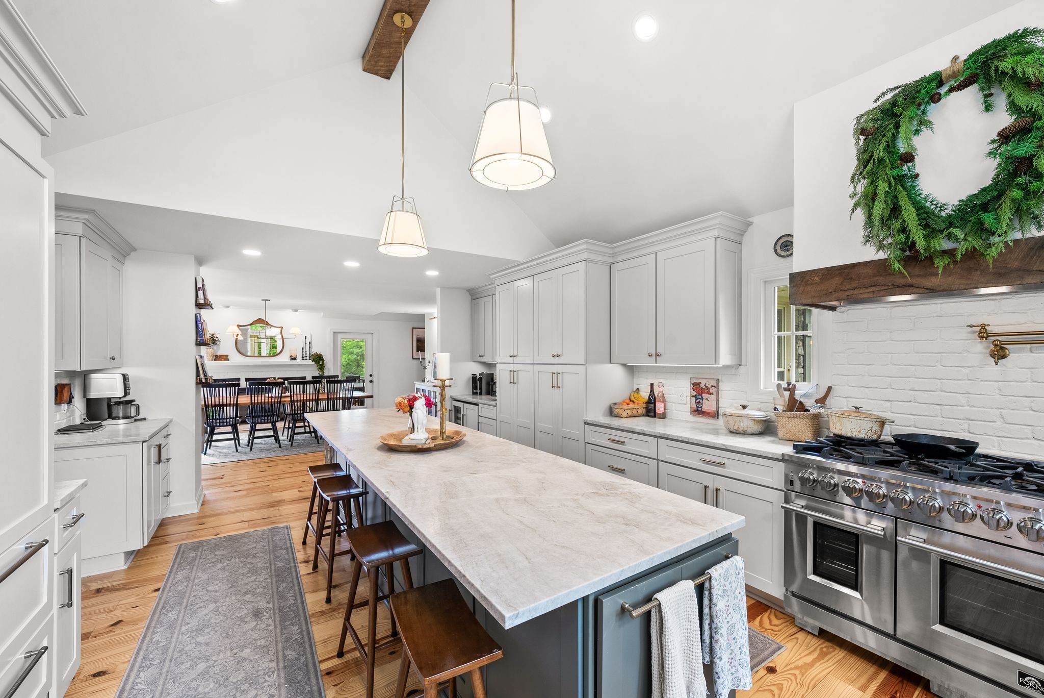 6476 Lickton Pike