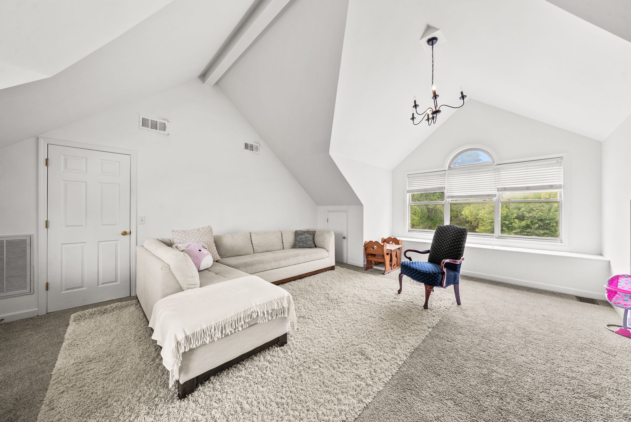 6476 Lickton Pike