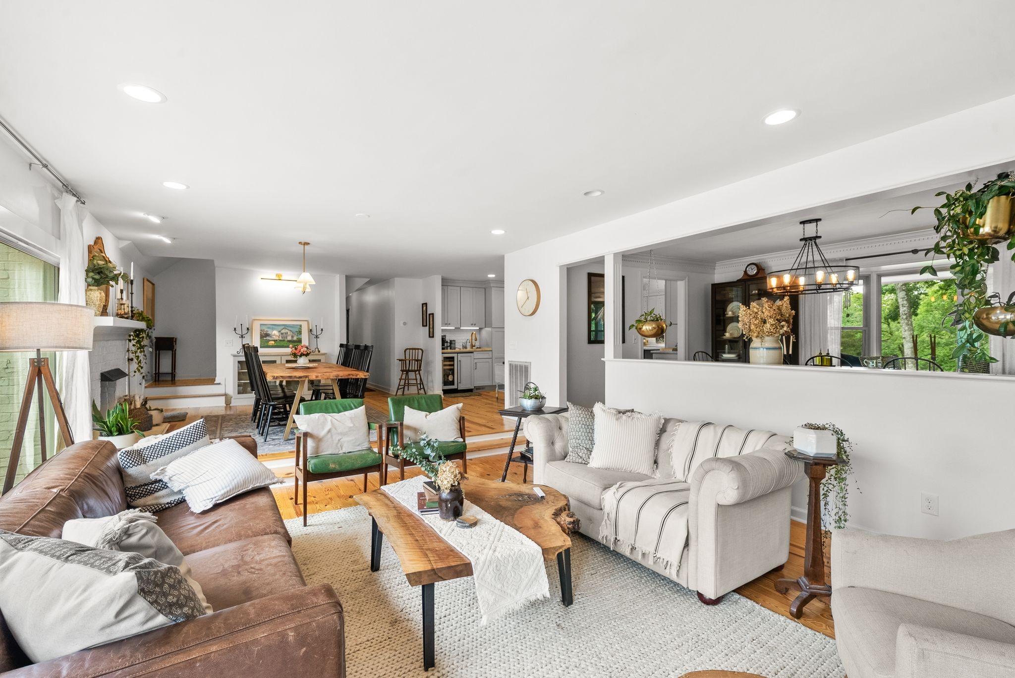 6476 Lickton Pike