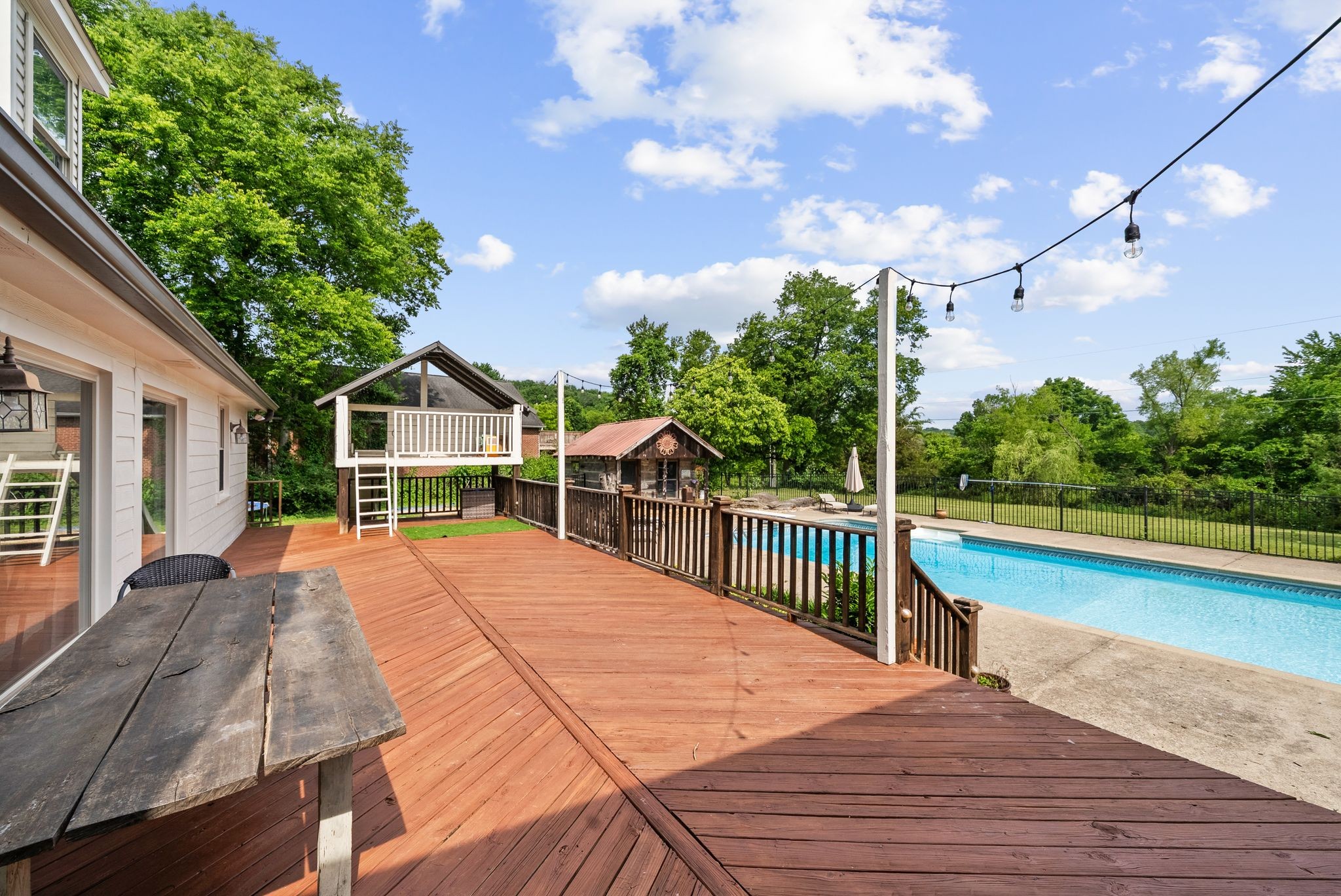6476 Lickton Pike