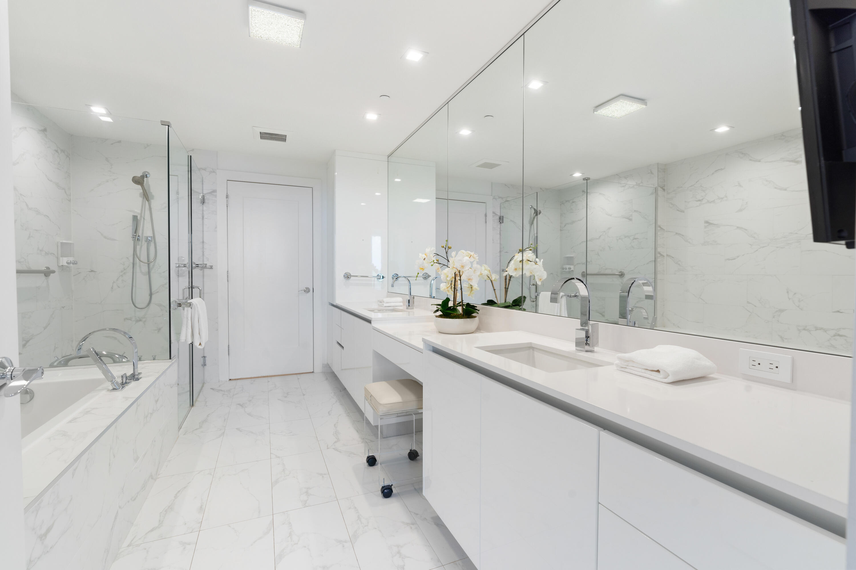 20155 Boca West Drive C405