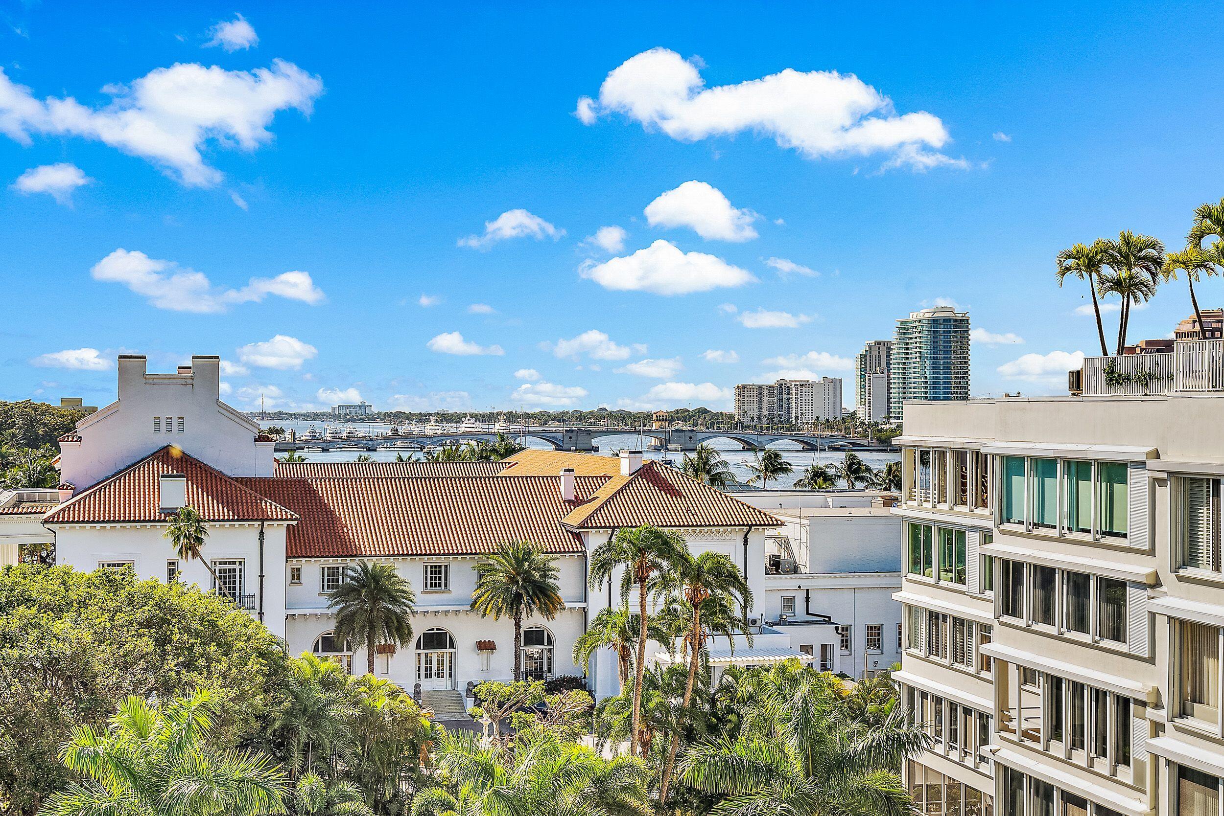 44 Cocoanut Row 626b
