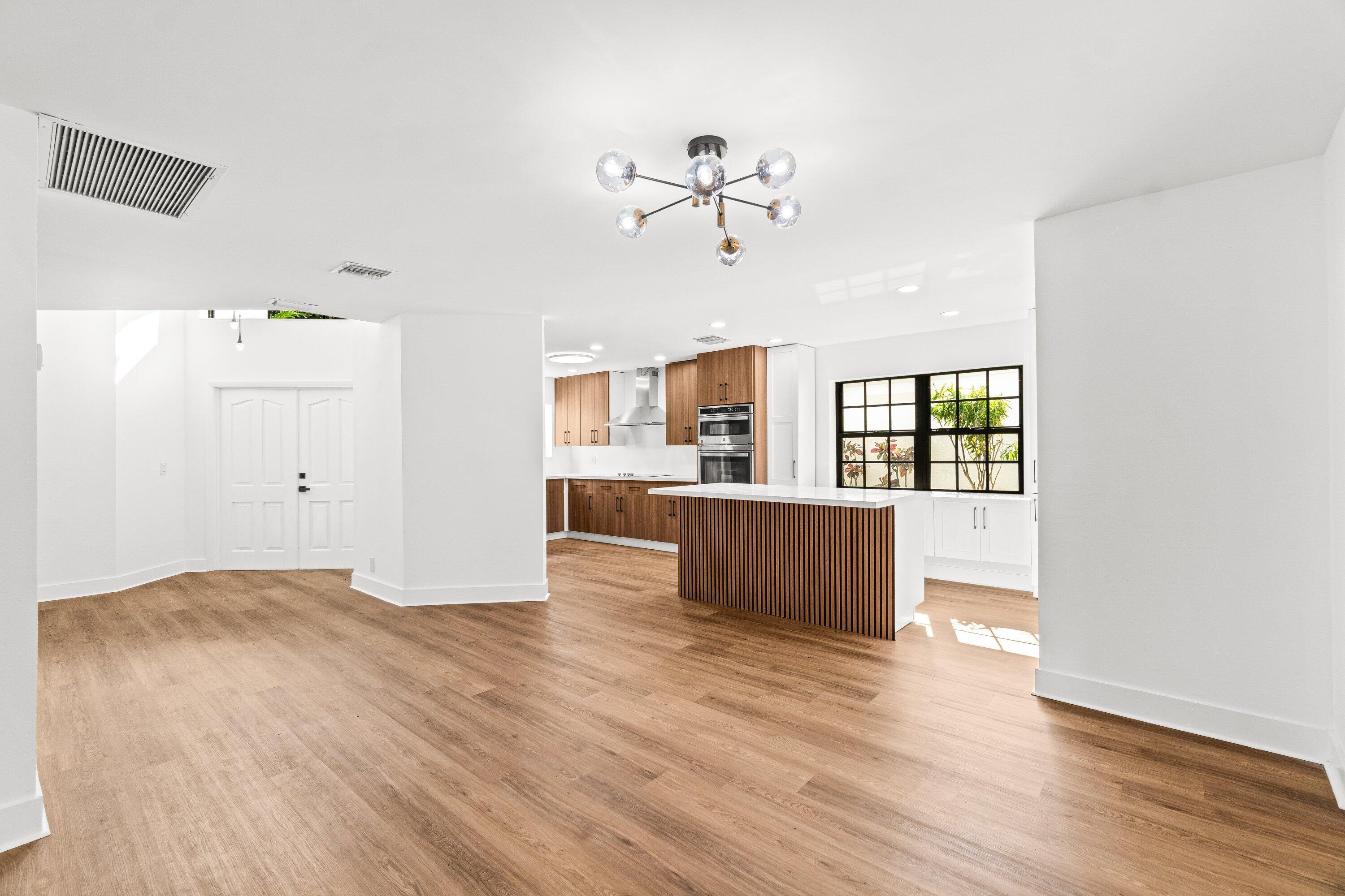 22548 Caravelle Circle 22548