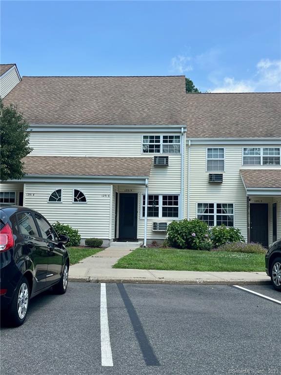 1251 Washington Street 5