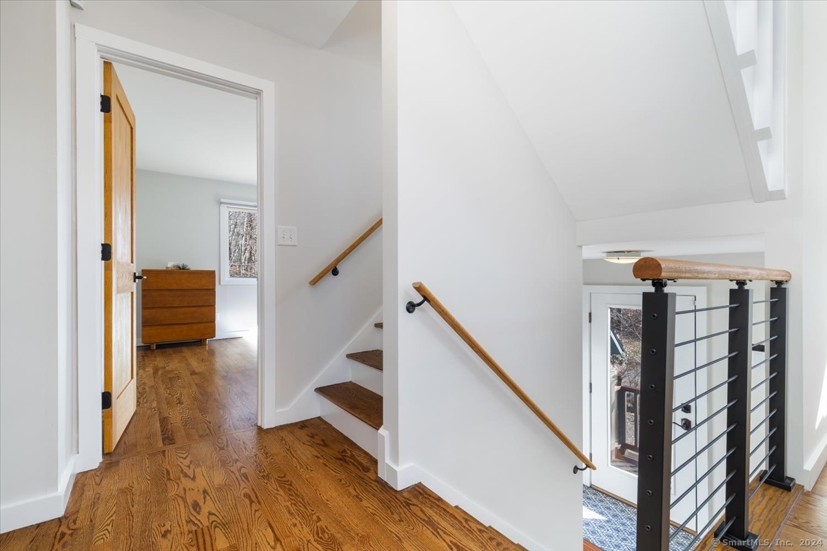 28 Coginchaug Court