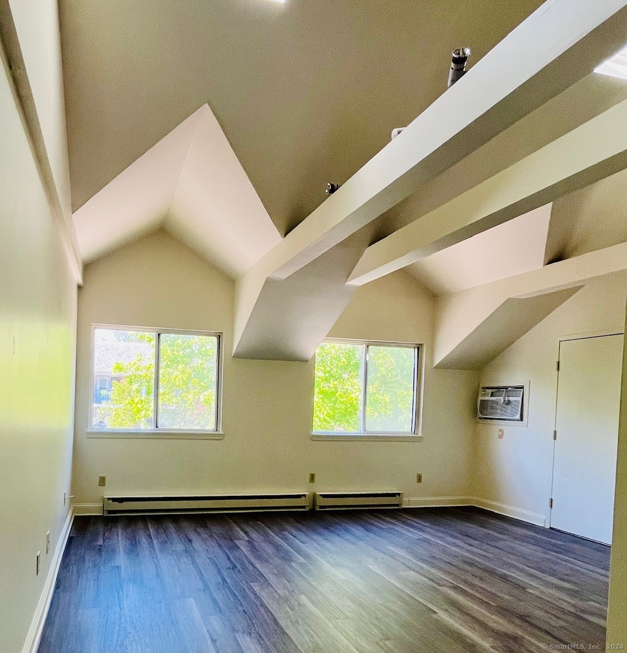 655 Success Avenue APT 5