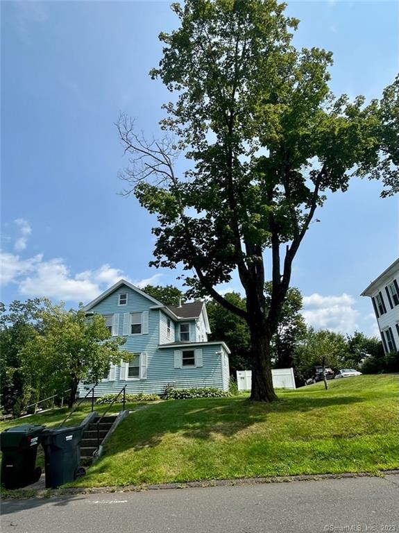 35 Woodruff Street 2nd Floor