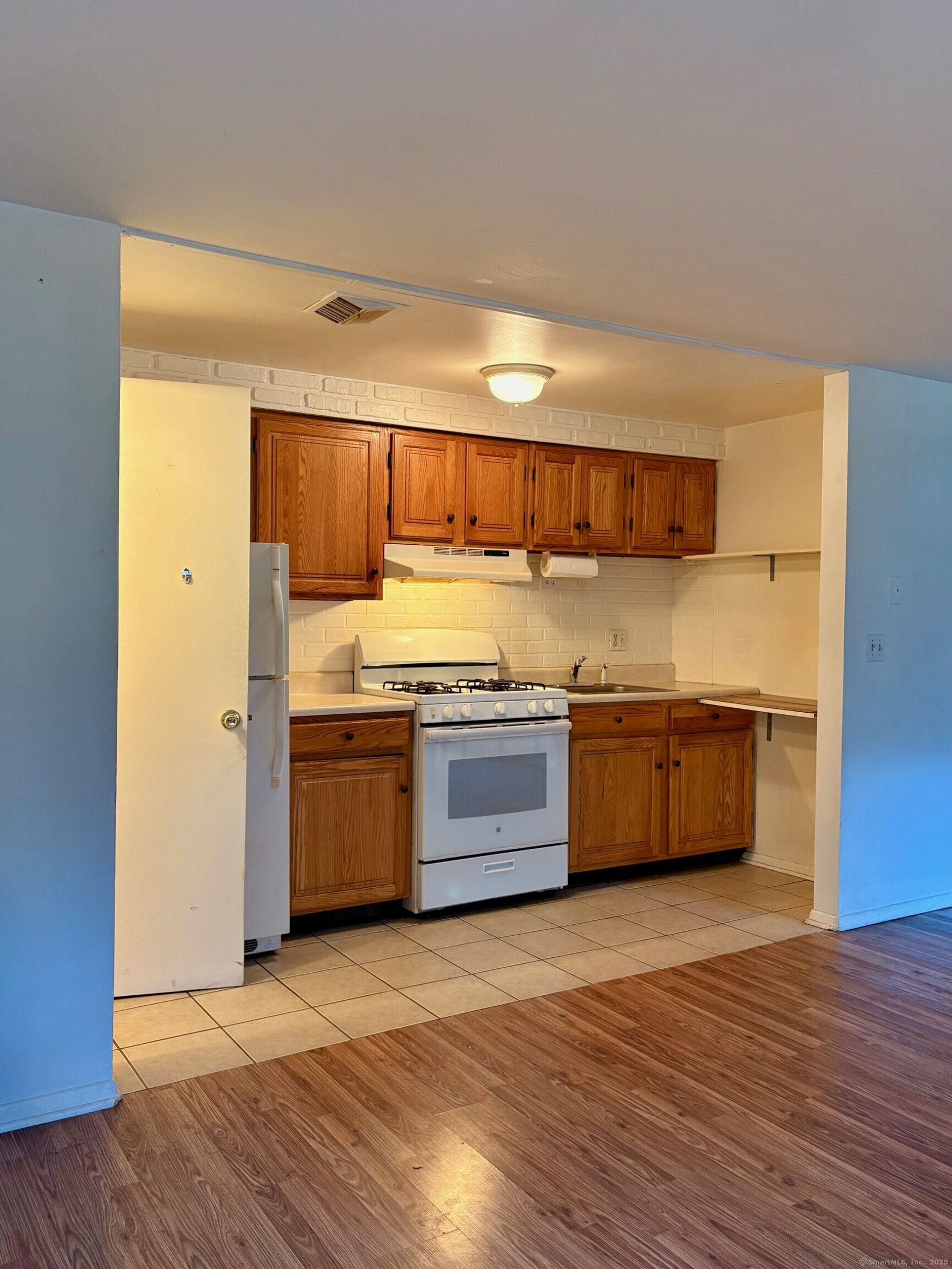 15 Towne House Road 15