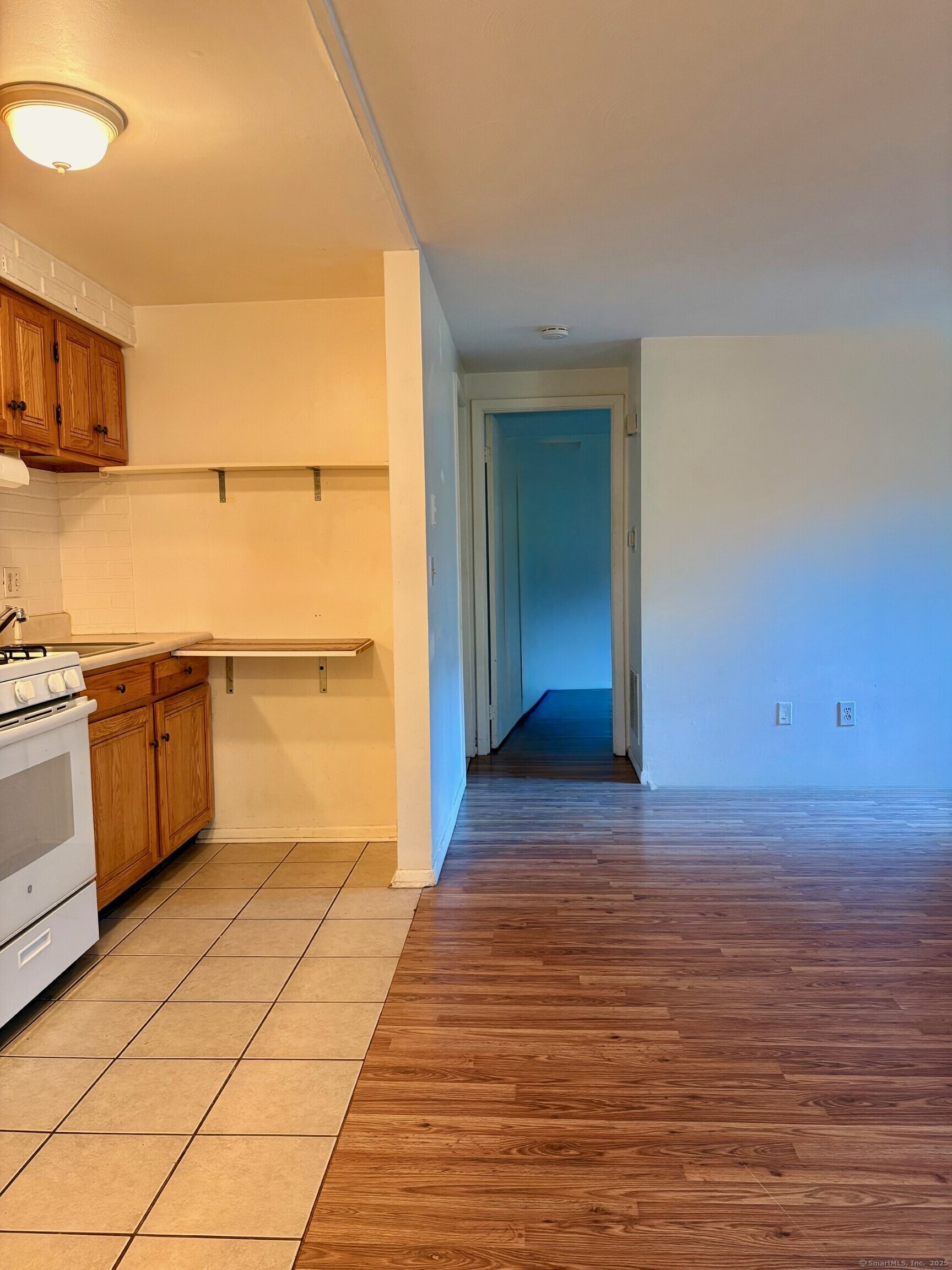 15 Towne House Road 15