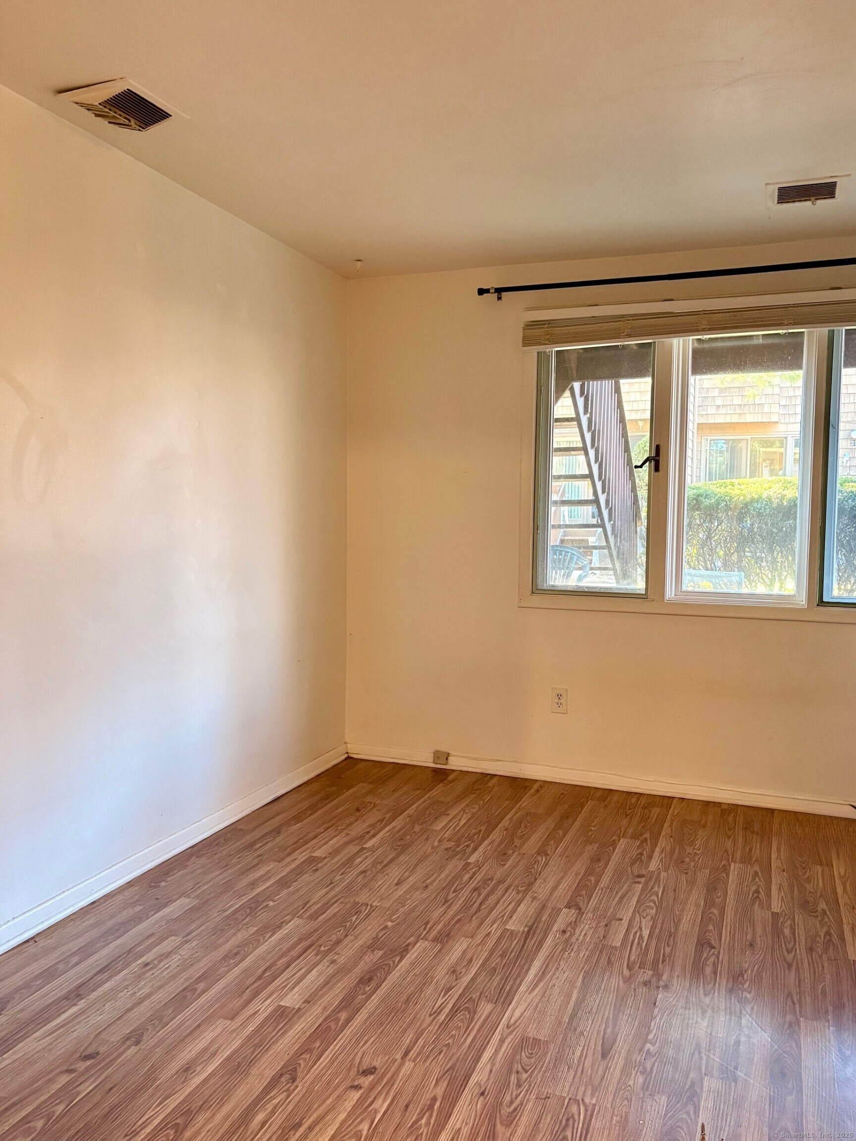 15 Towne House Road 15