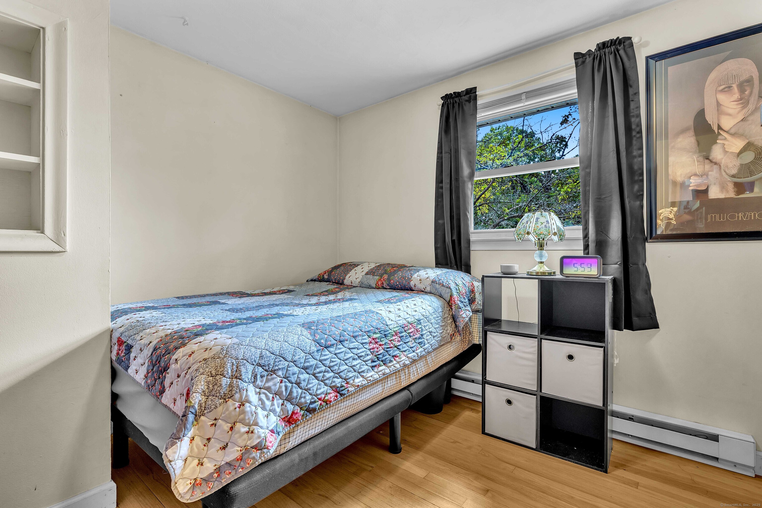 6 Pinecrest Drive