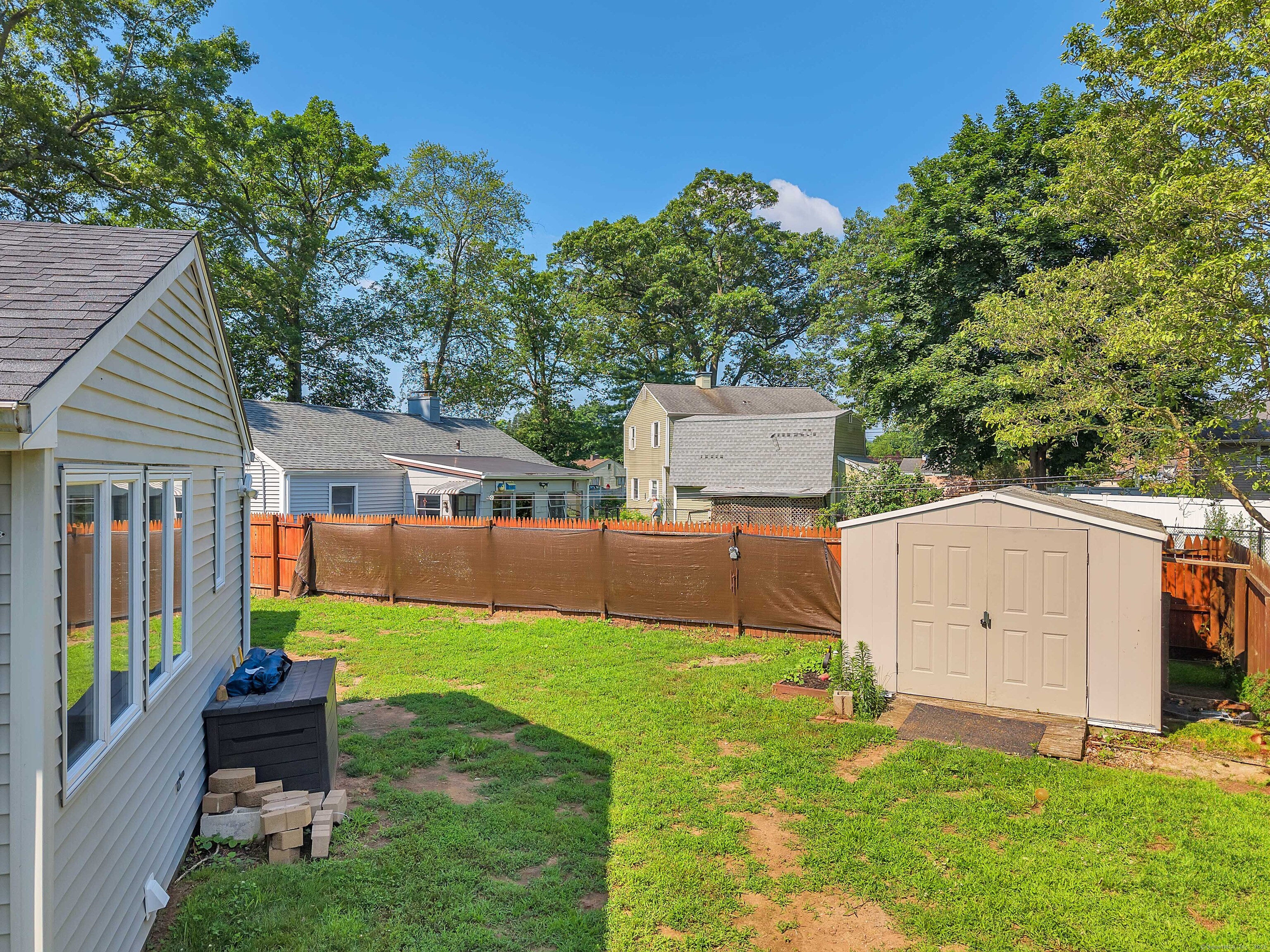 6 Pinecrest Drive
