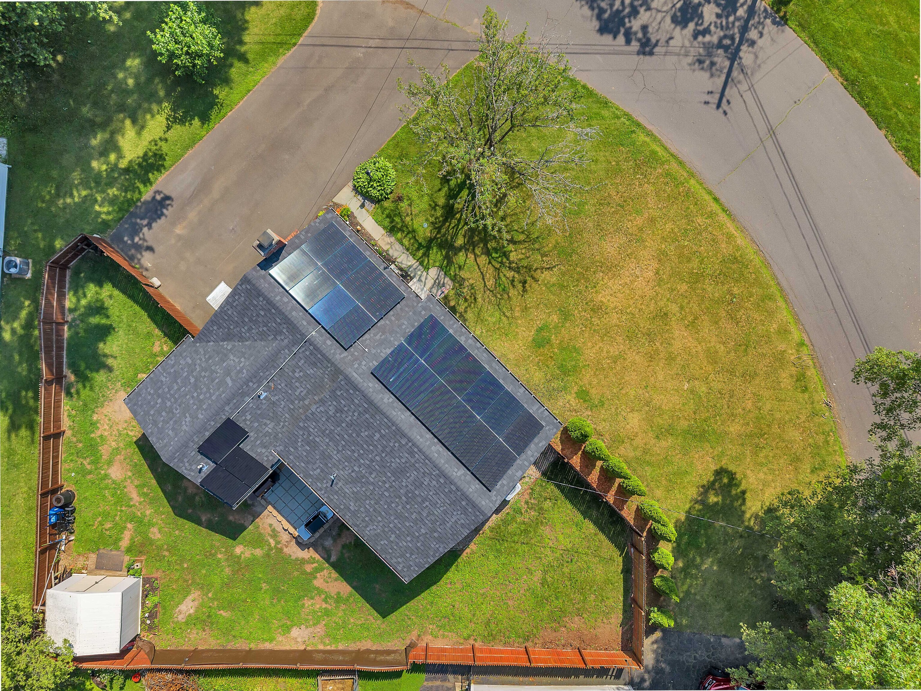 6 Pinecrest Drive