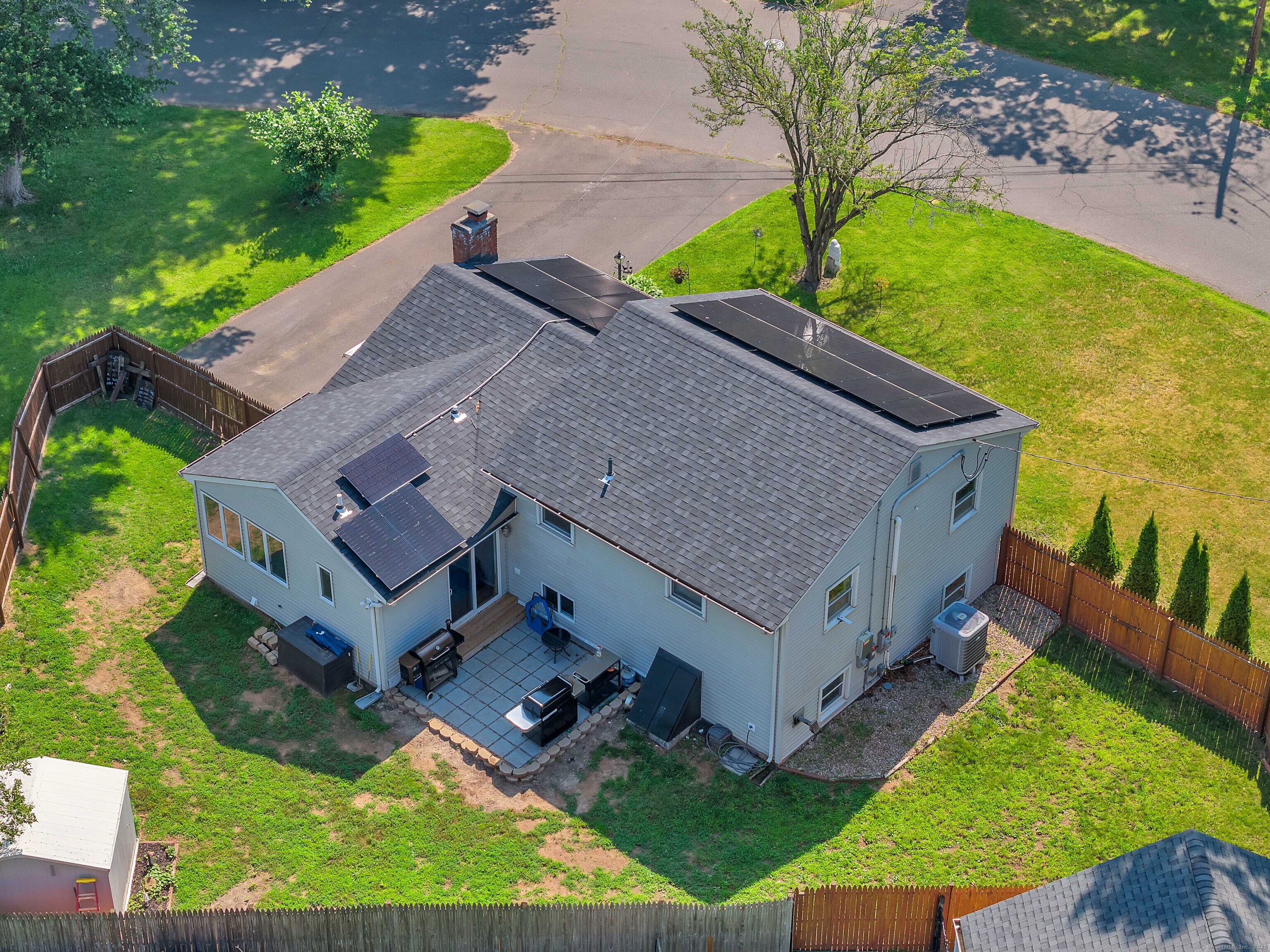 6 Pinecrest Drive