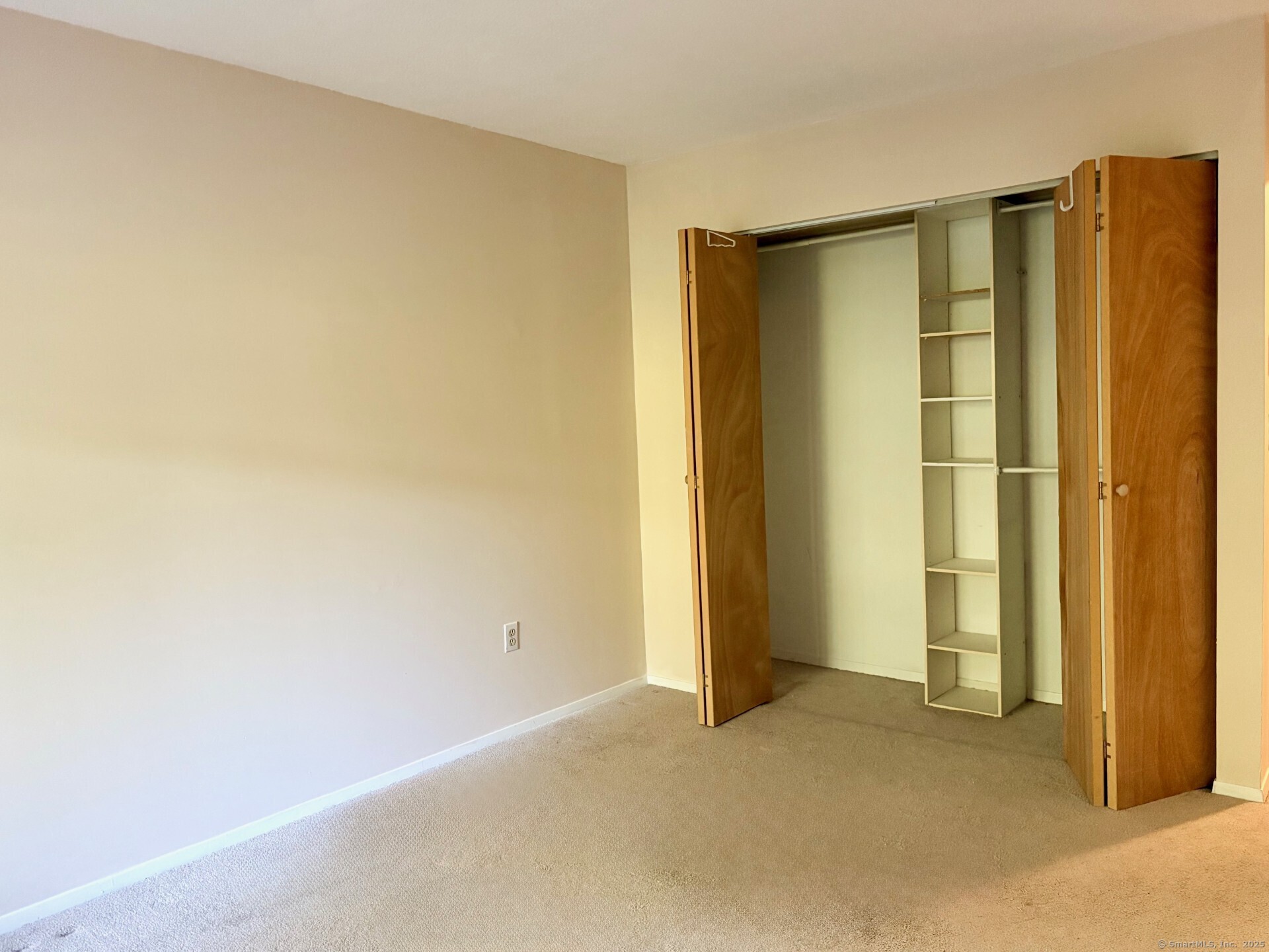 3699 Broadbridge Avenue 208