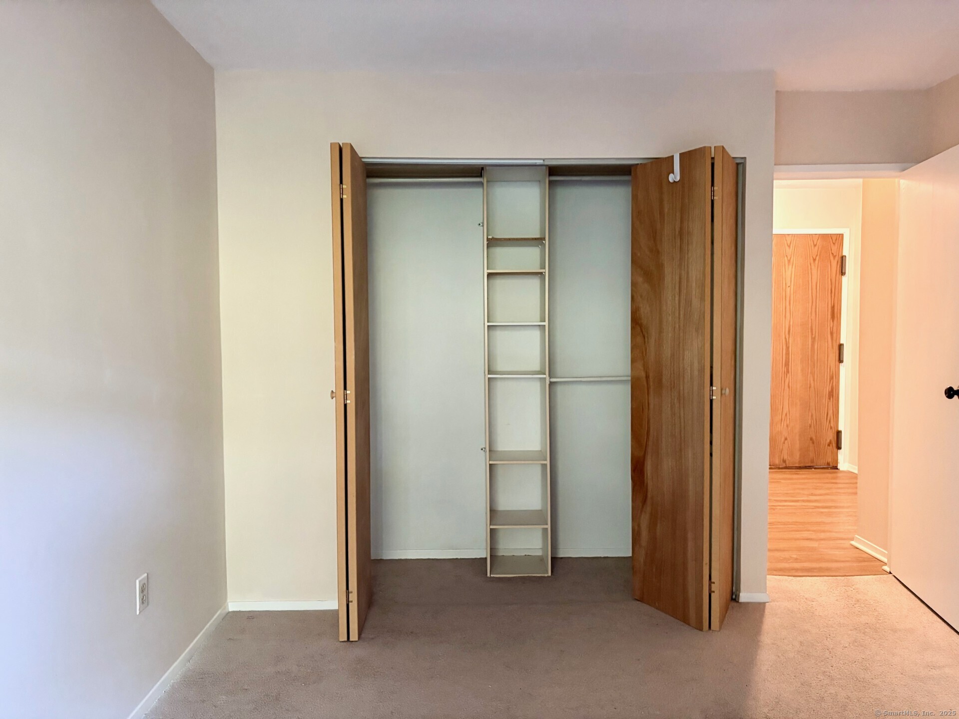 3699 Broadbridge Avenue 208