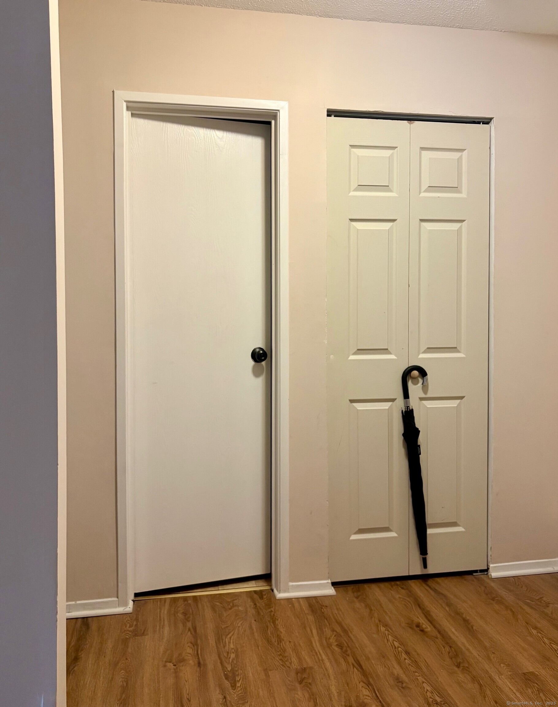 3699 Broadbridge Avenue 208