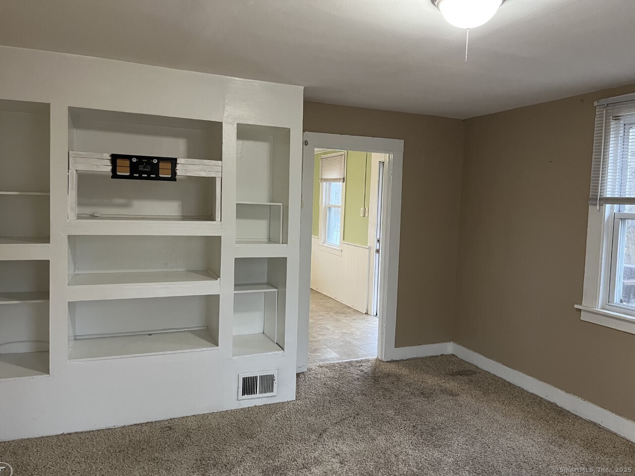 36 West Center Street