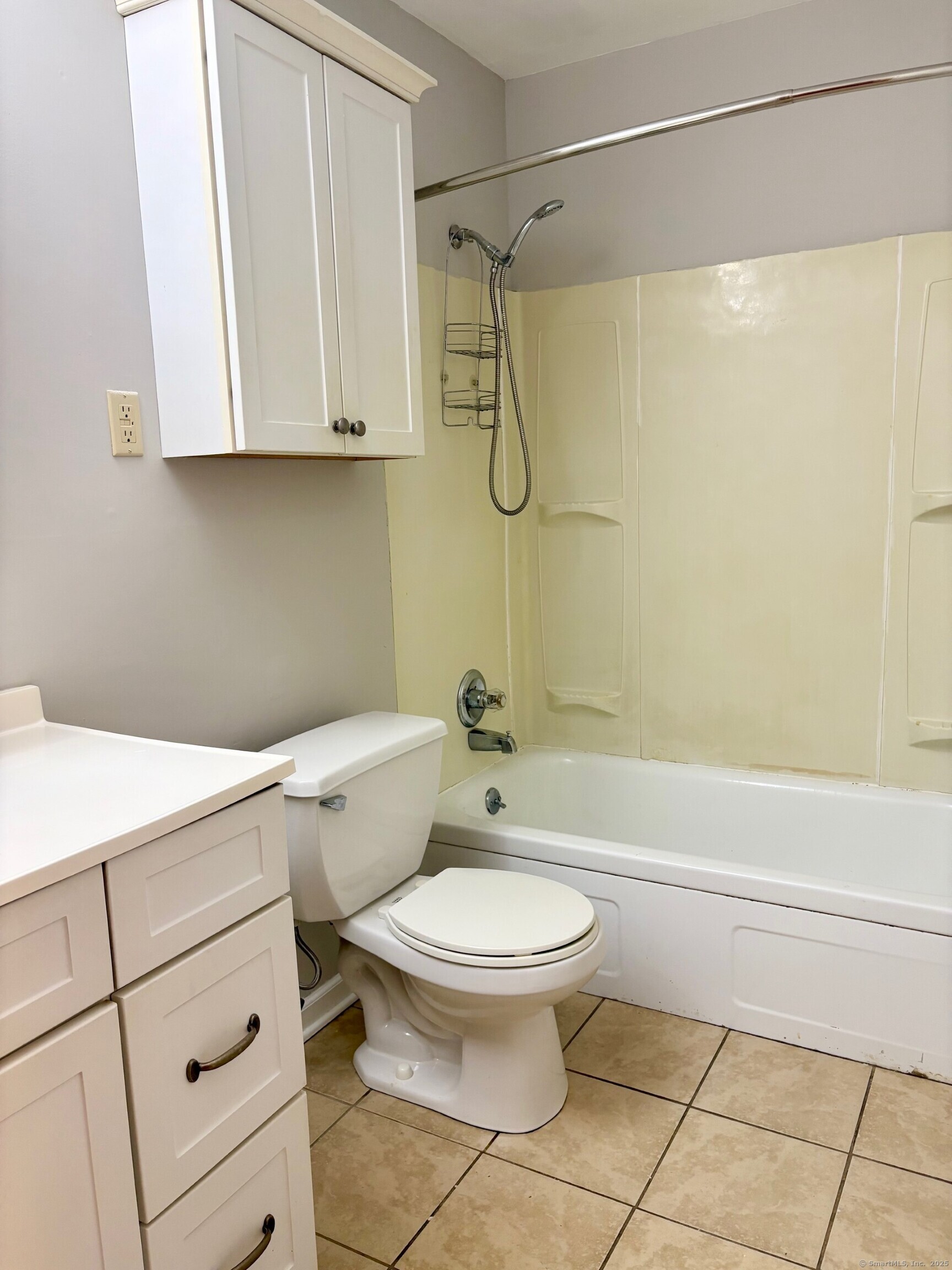 1730 State Street APT 203