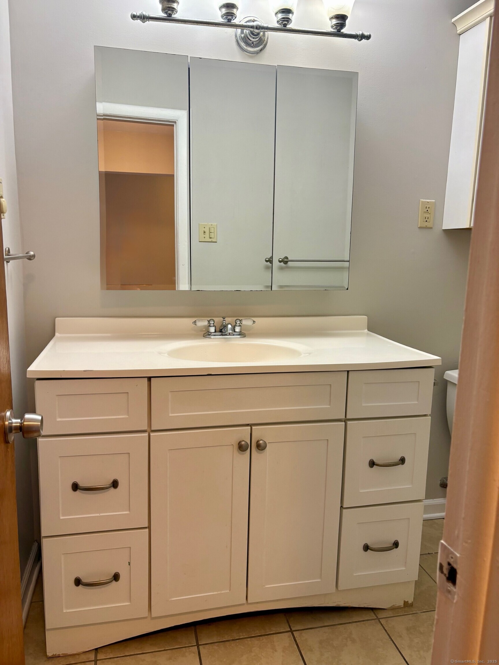 1730 State Street APT 203