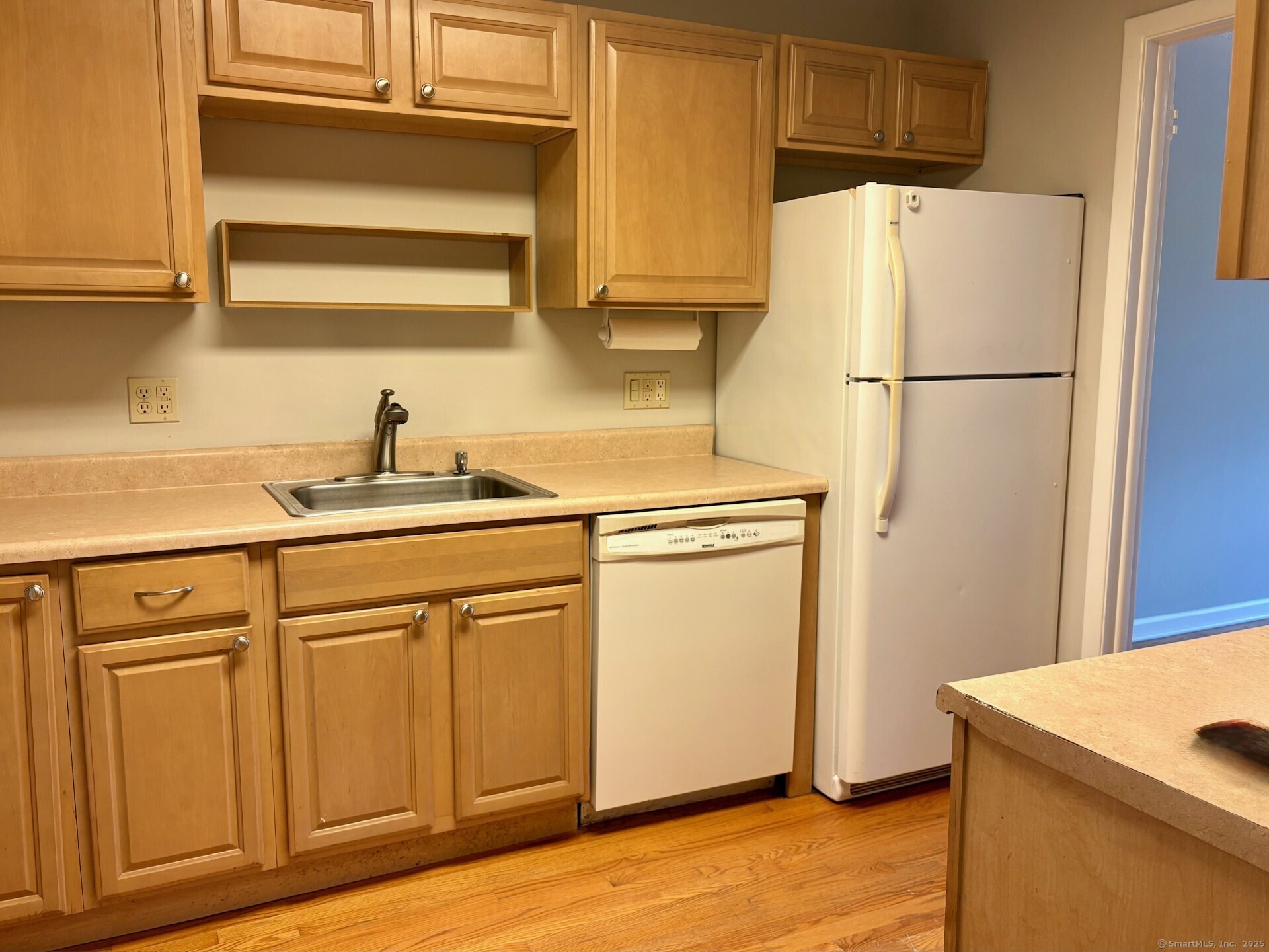 1730 State Street APT 203