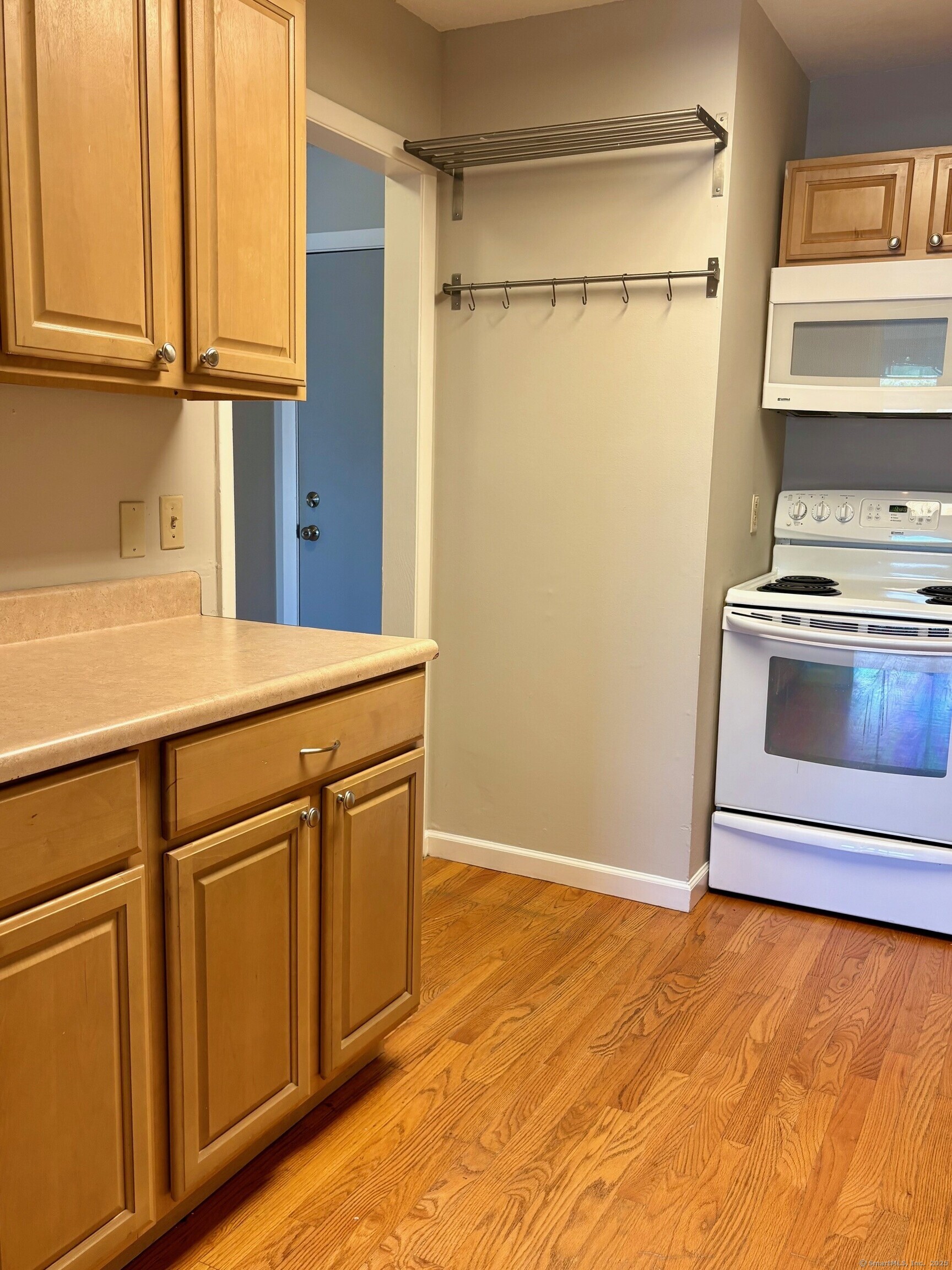 1730 State Street APT 203