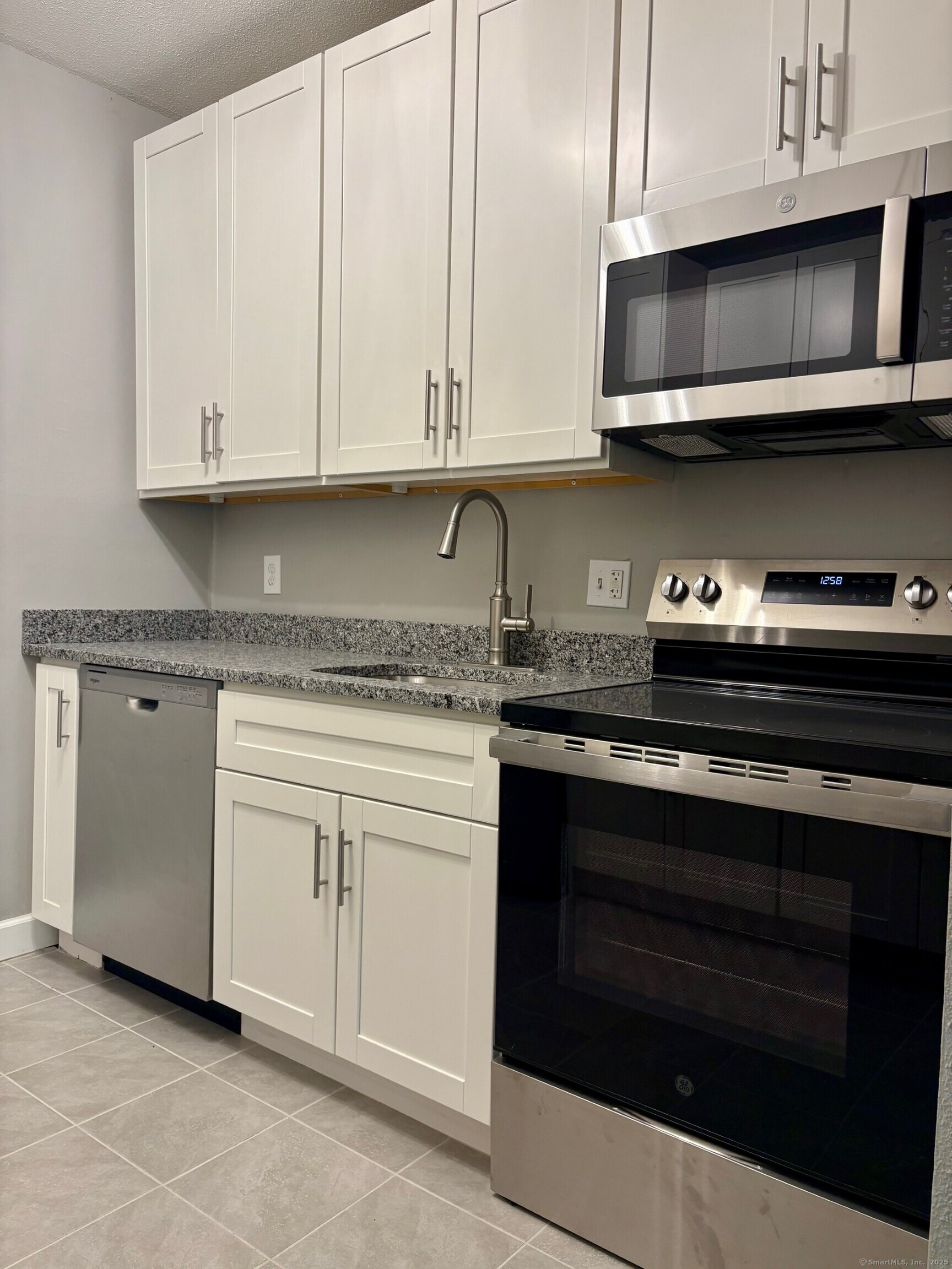 304 Pine Rock Avenue APT C4