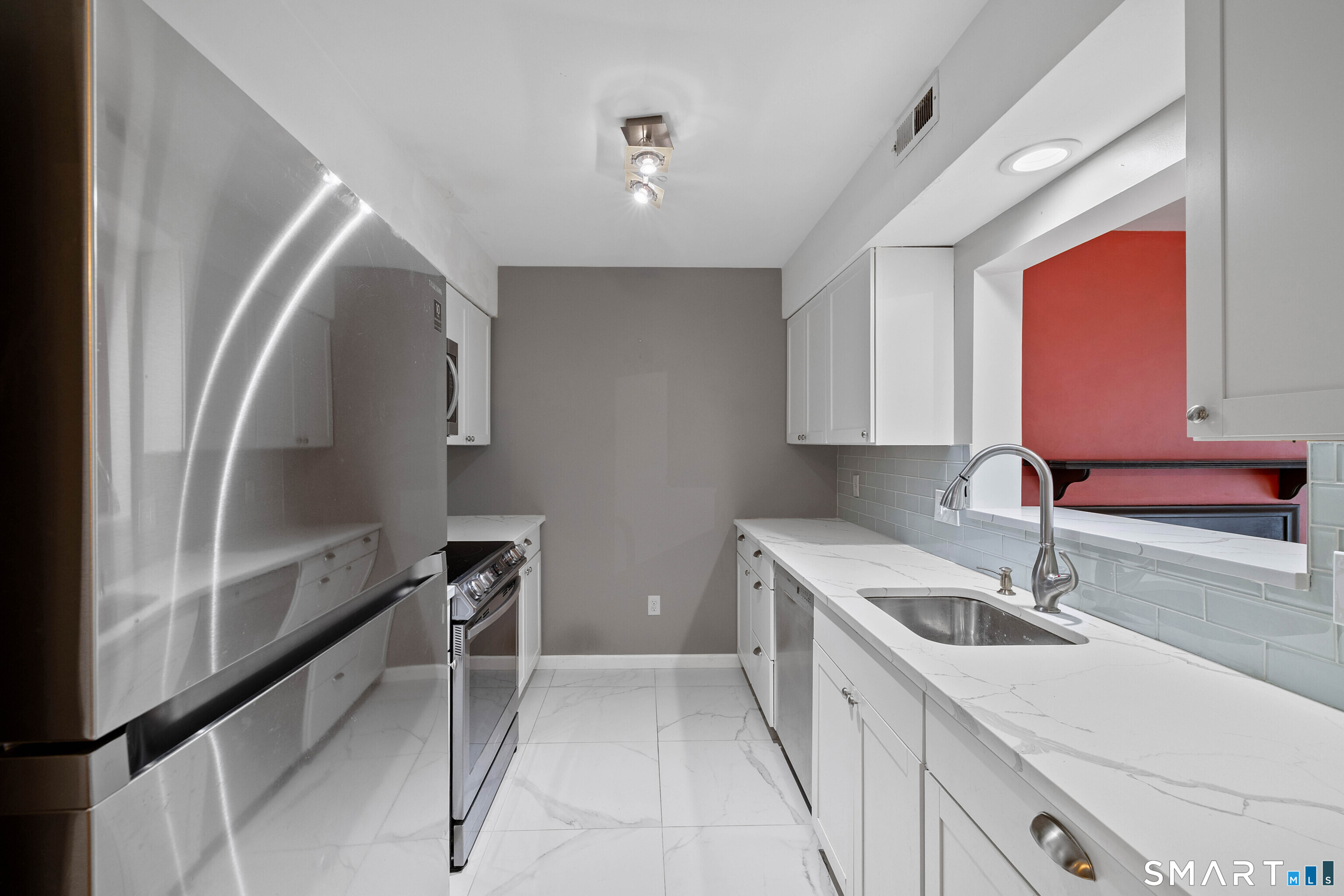 81 Main Street 31A