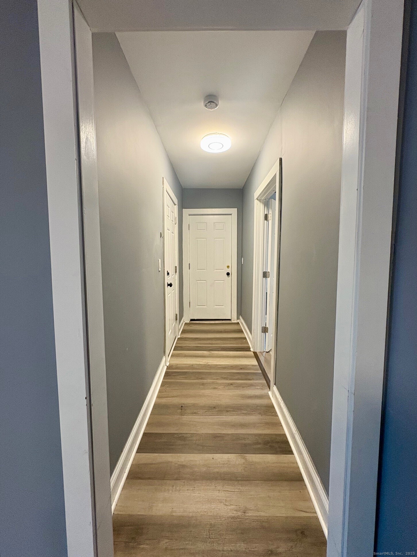 8 Read Street 2nd Floor