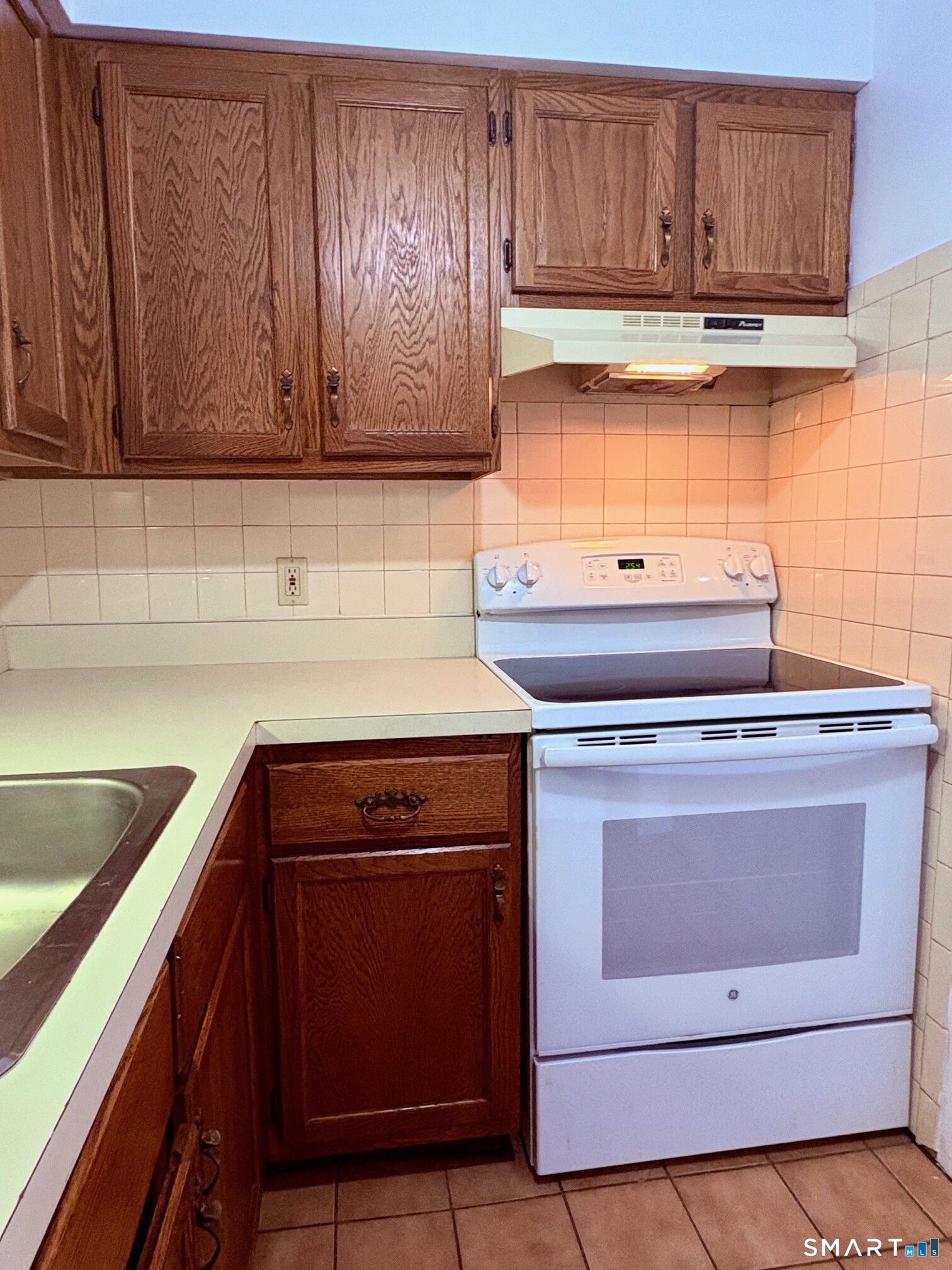 1125 Waterbury Road APT 1C